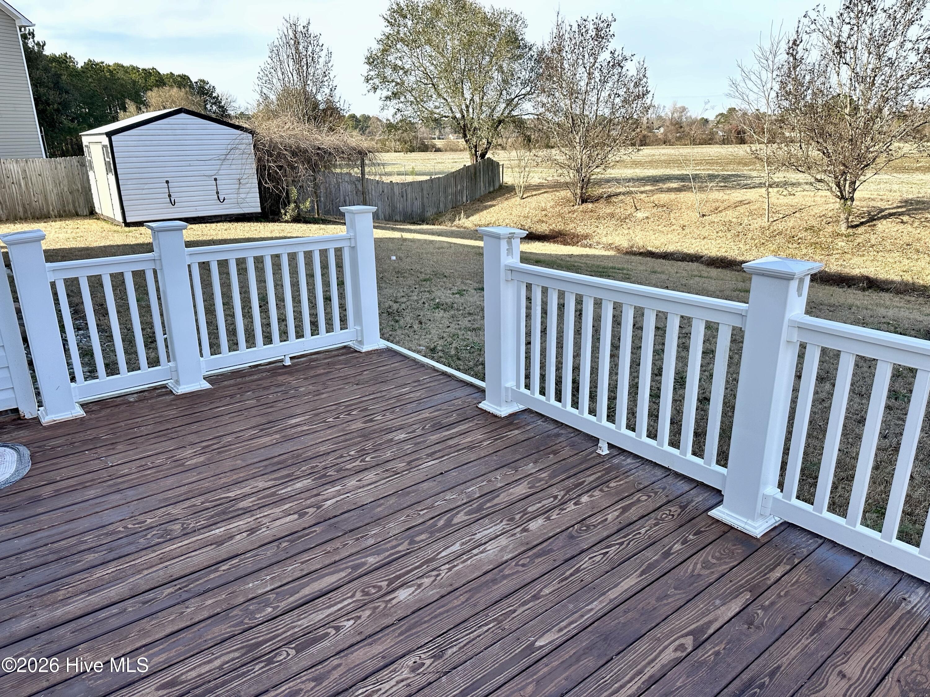 100552707 | Photo 51