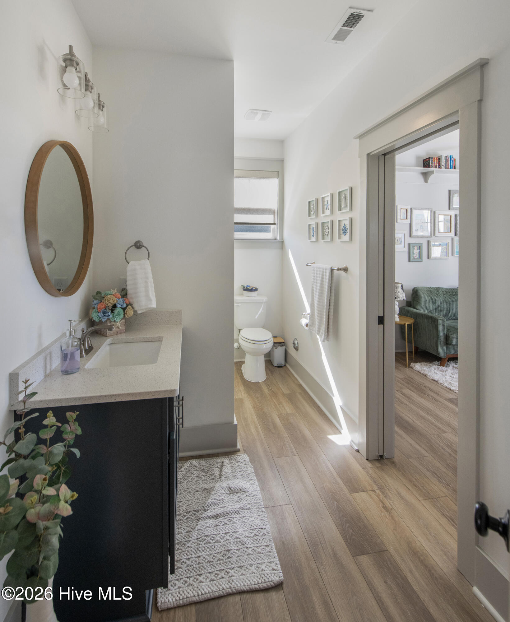 100563694 | Photo 31