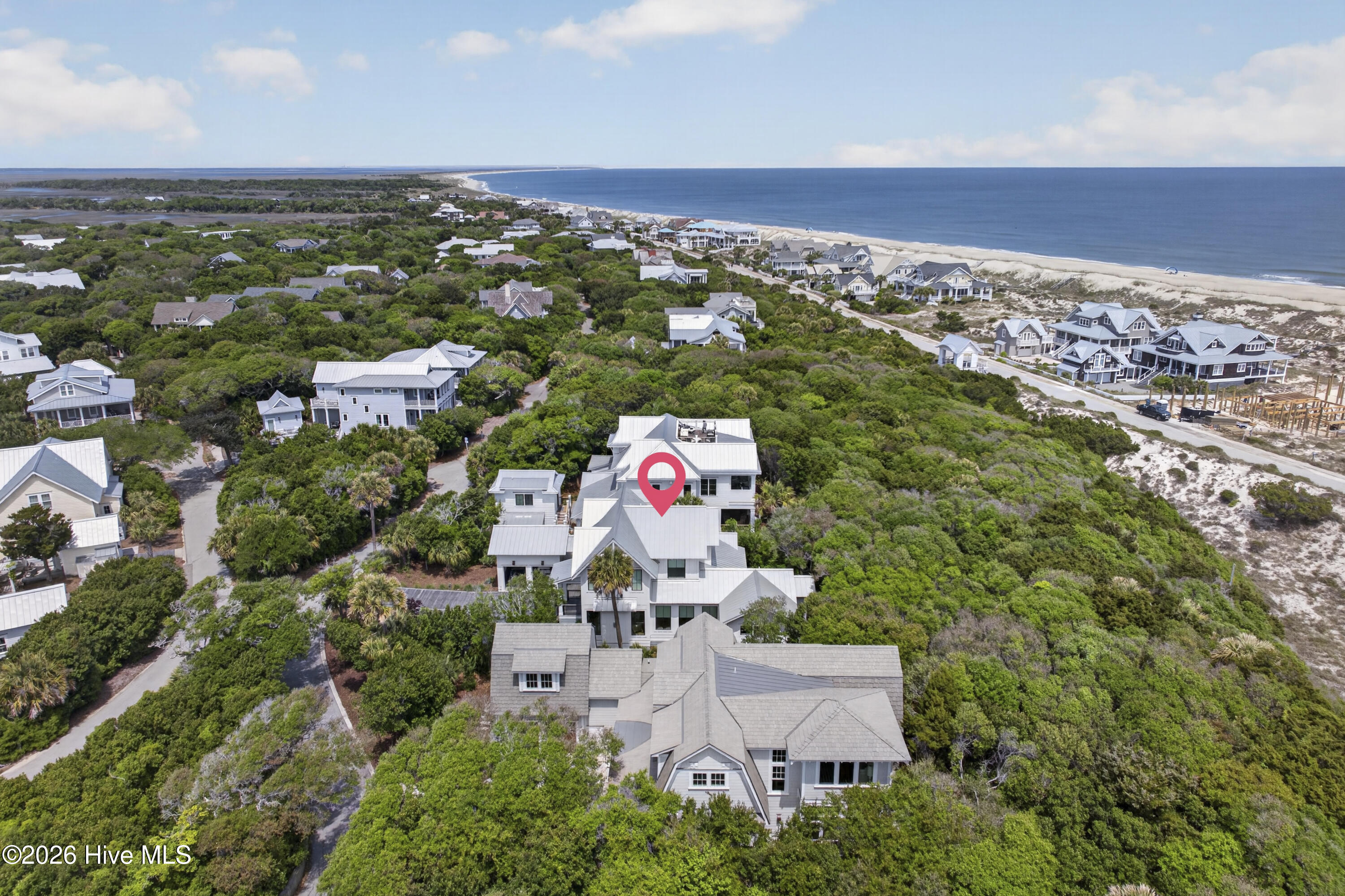 100566186 | Photo 87