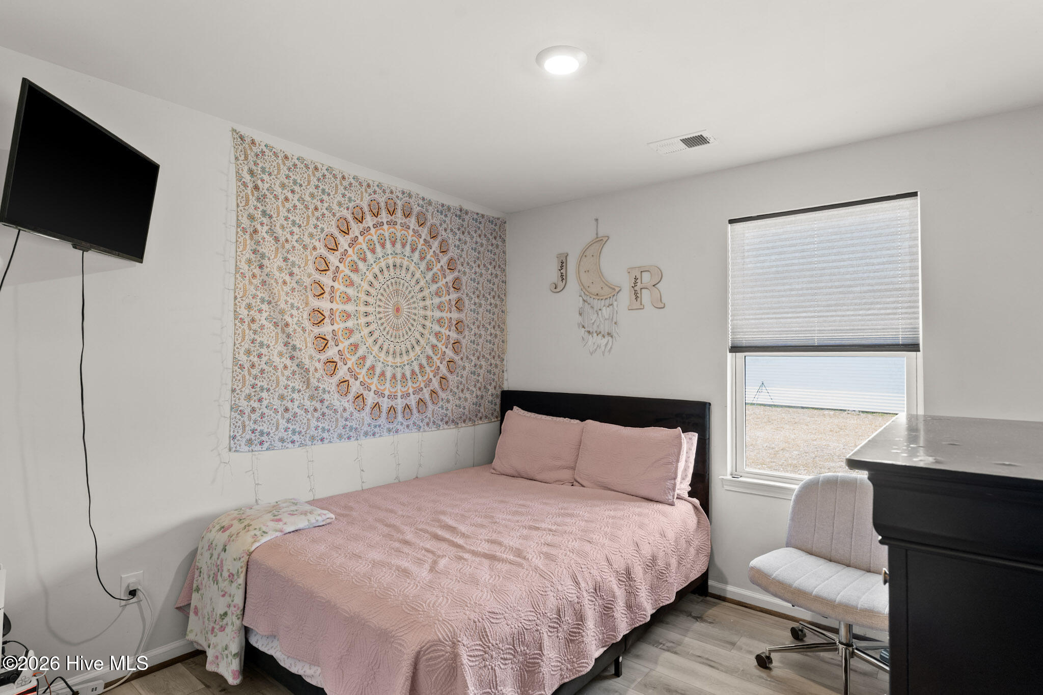 100566662 | Photo 38