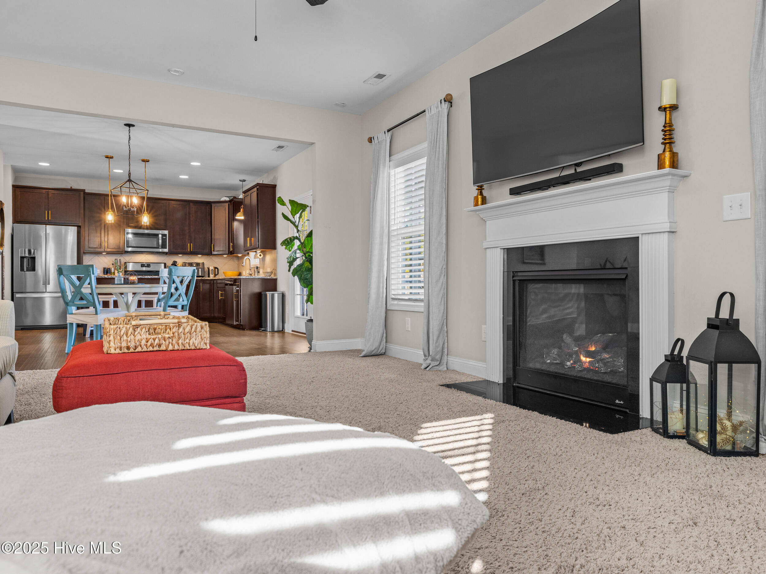 100545070 | Photo 31