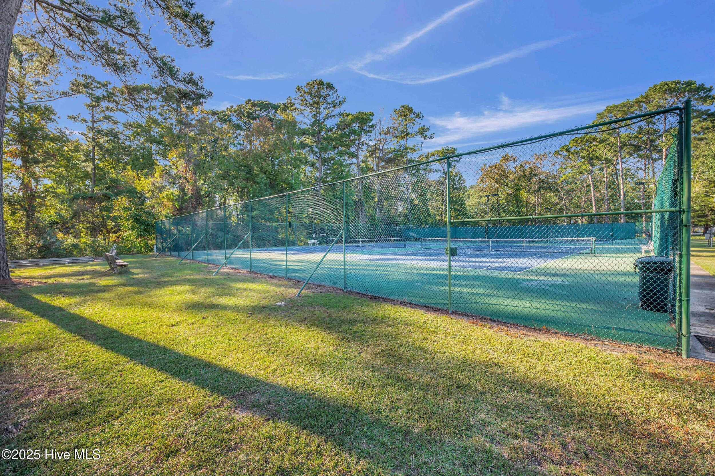 100538752 | Photo 50