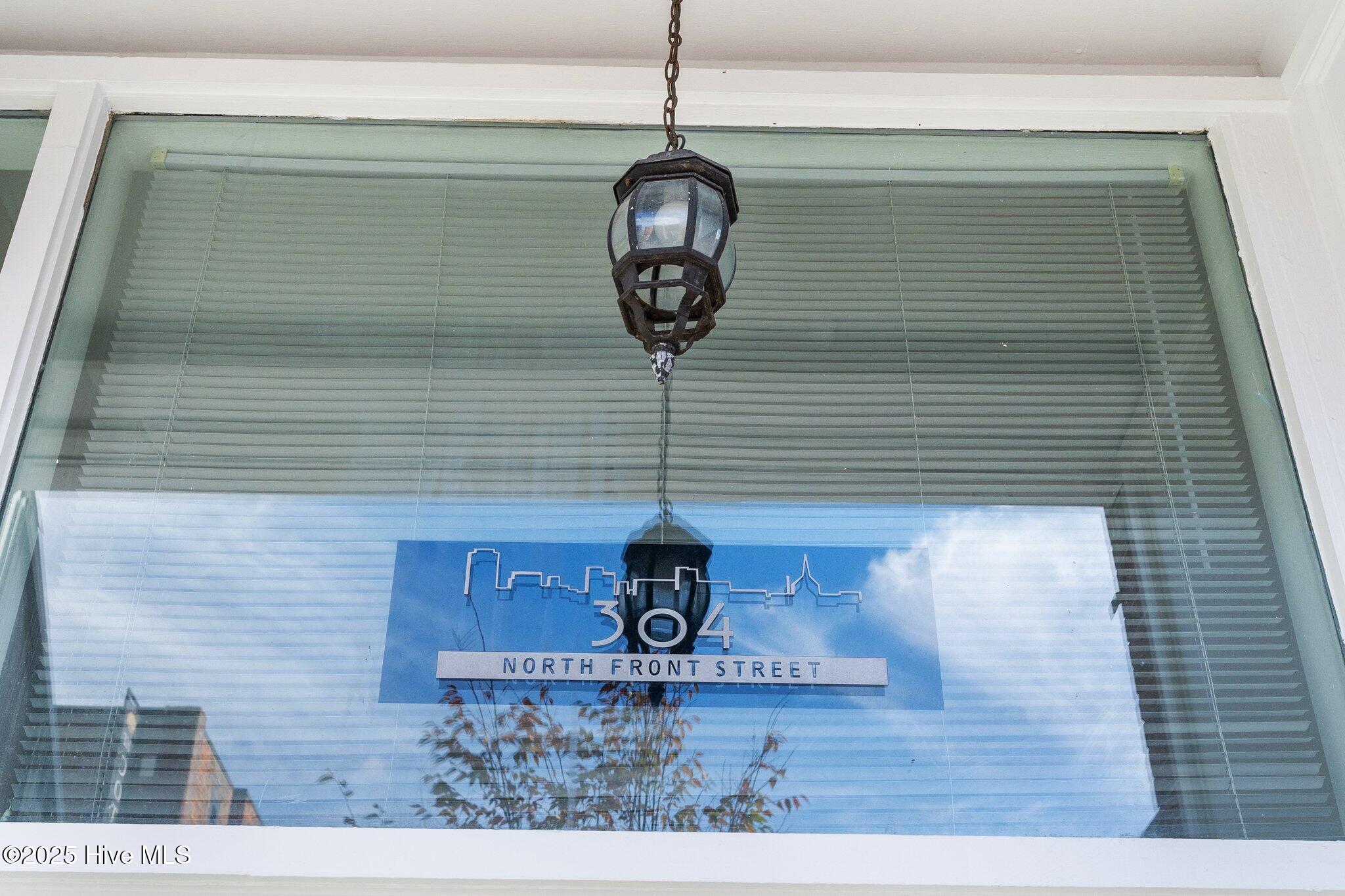 100543966 | Photo 37