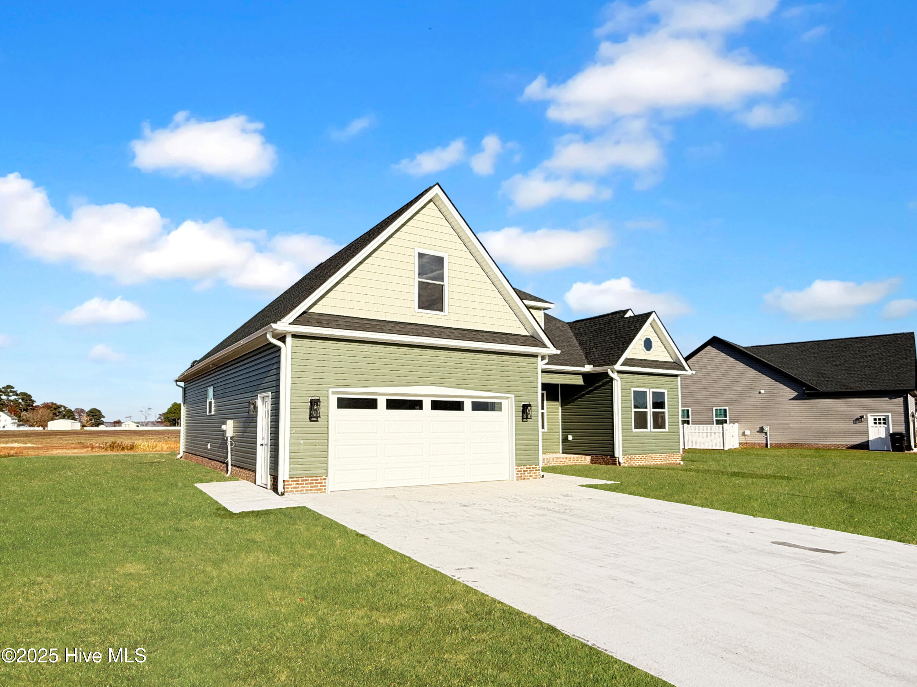 Homes for sale in Elizabeth City, NC | 520 Keel Way, Elizabeth City, NC 27909 | MLS# 100543029