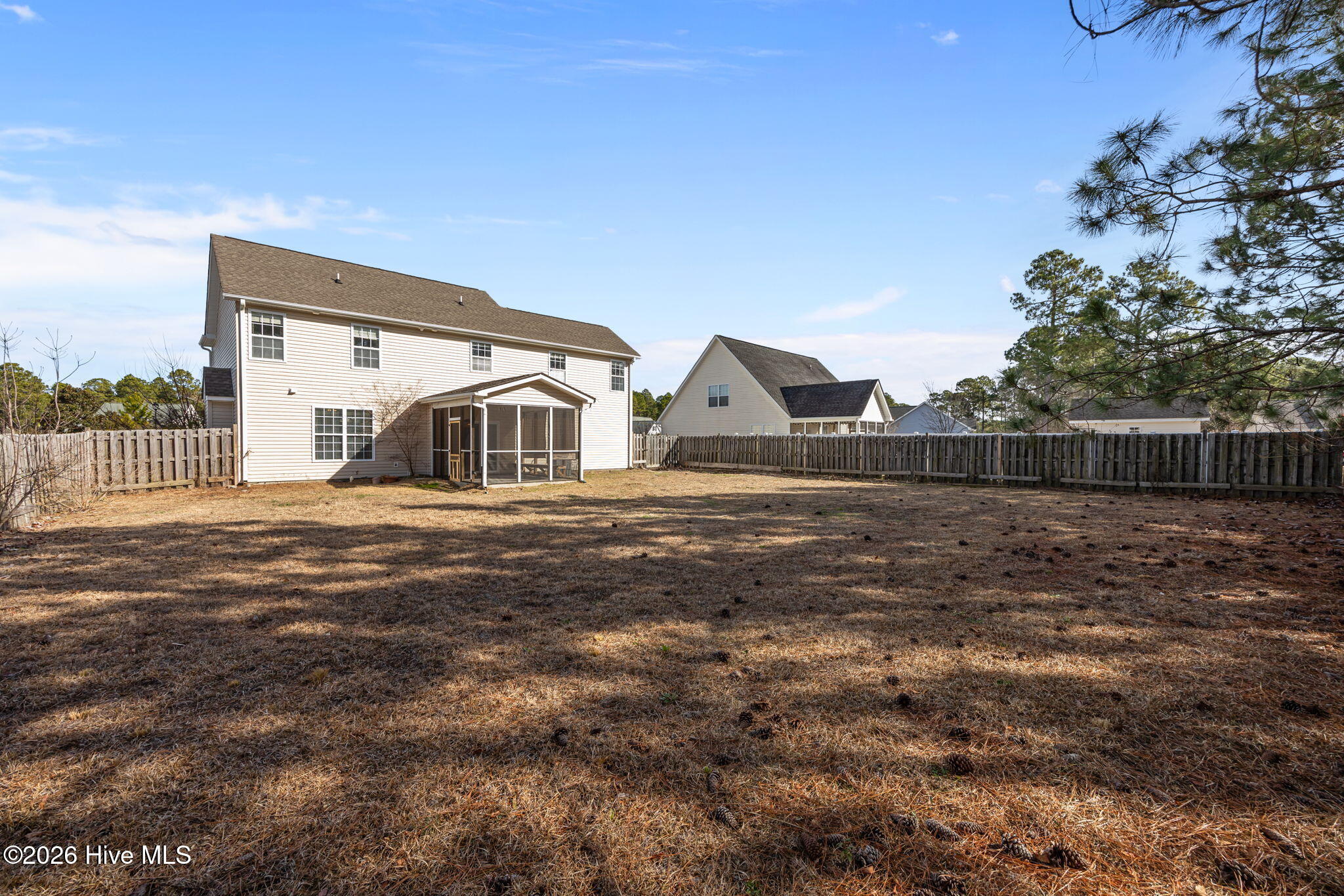 100549557 | Photo 45