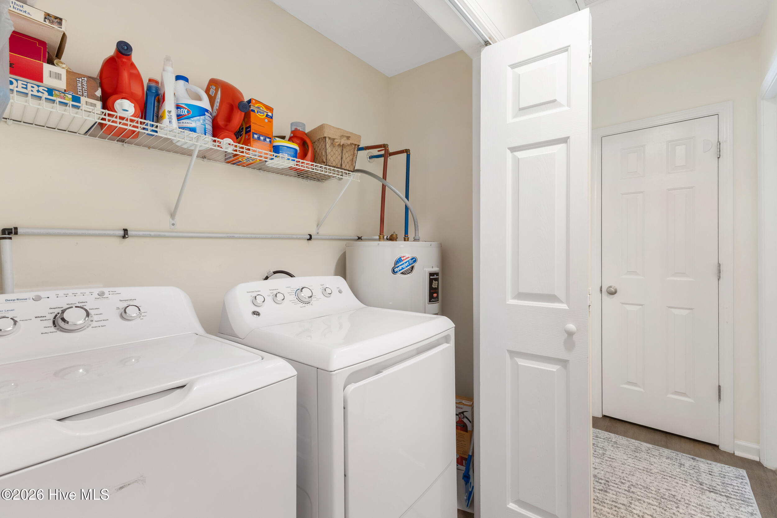 100561177 | Photo 22