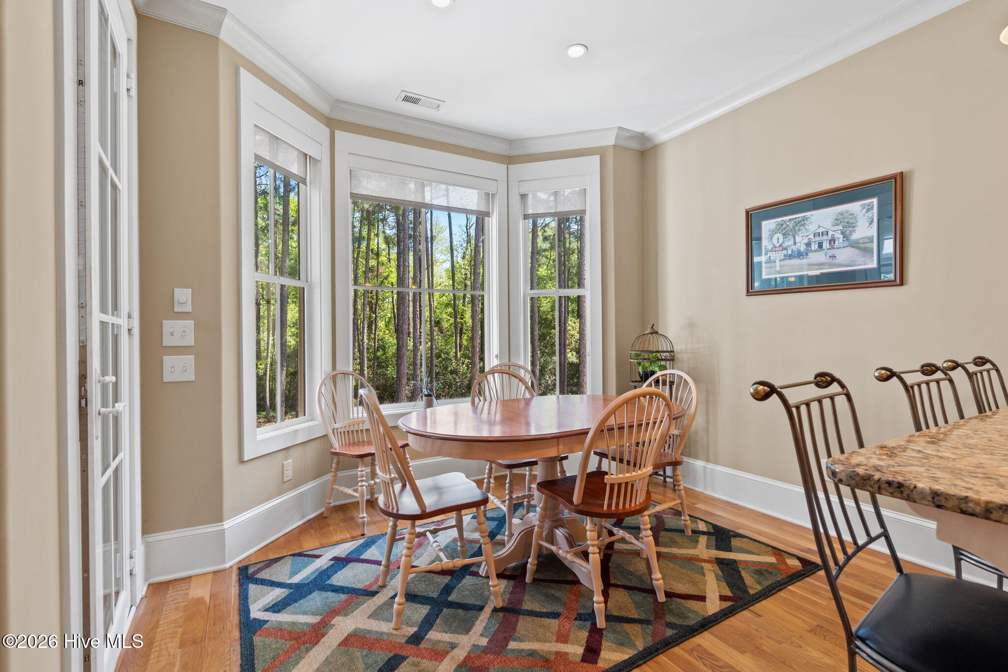 100567899 | Photo 31