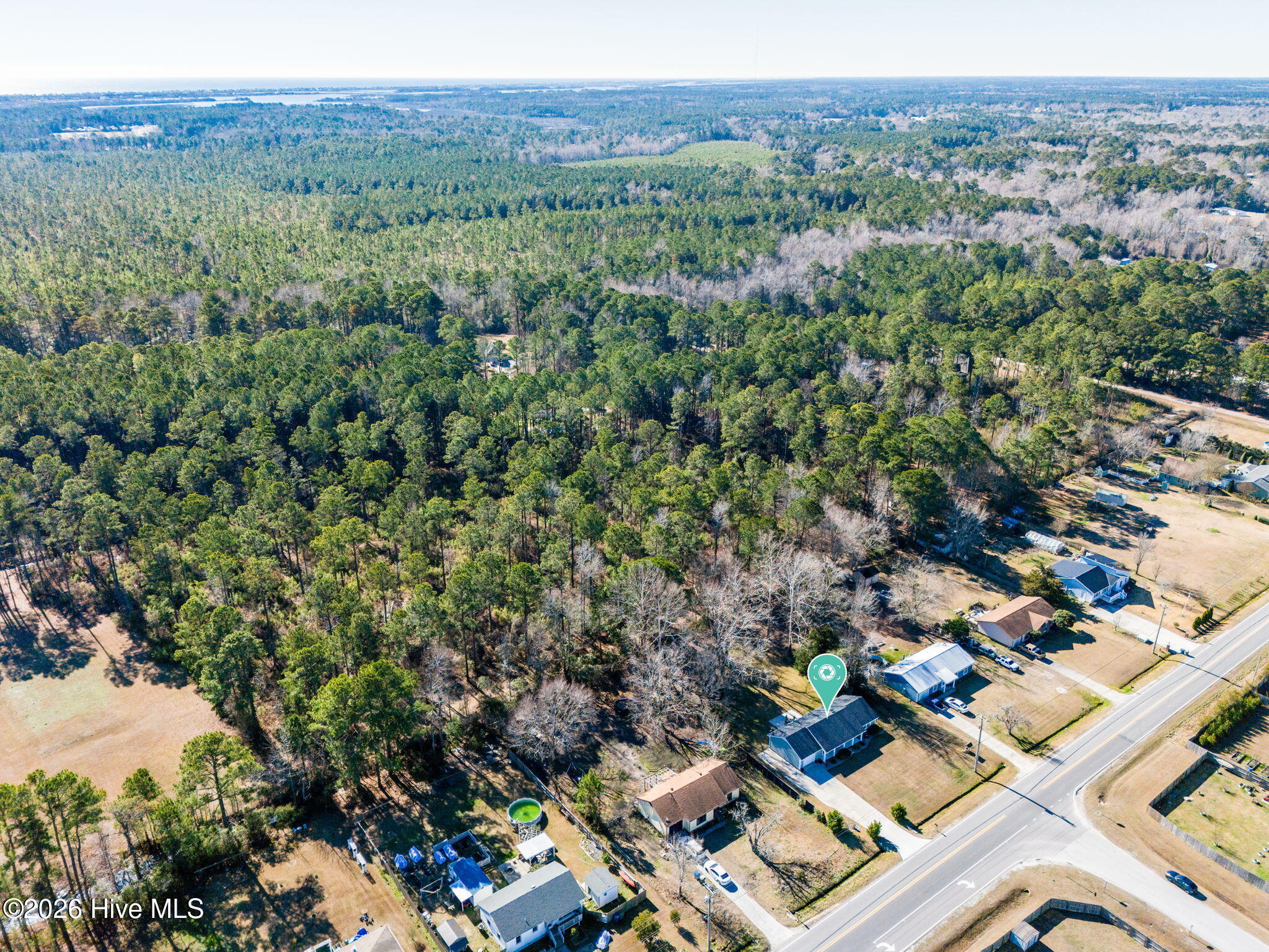 100548180 | Photo 35