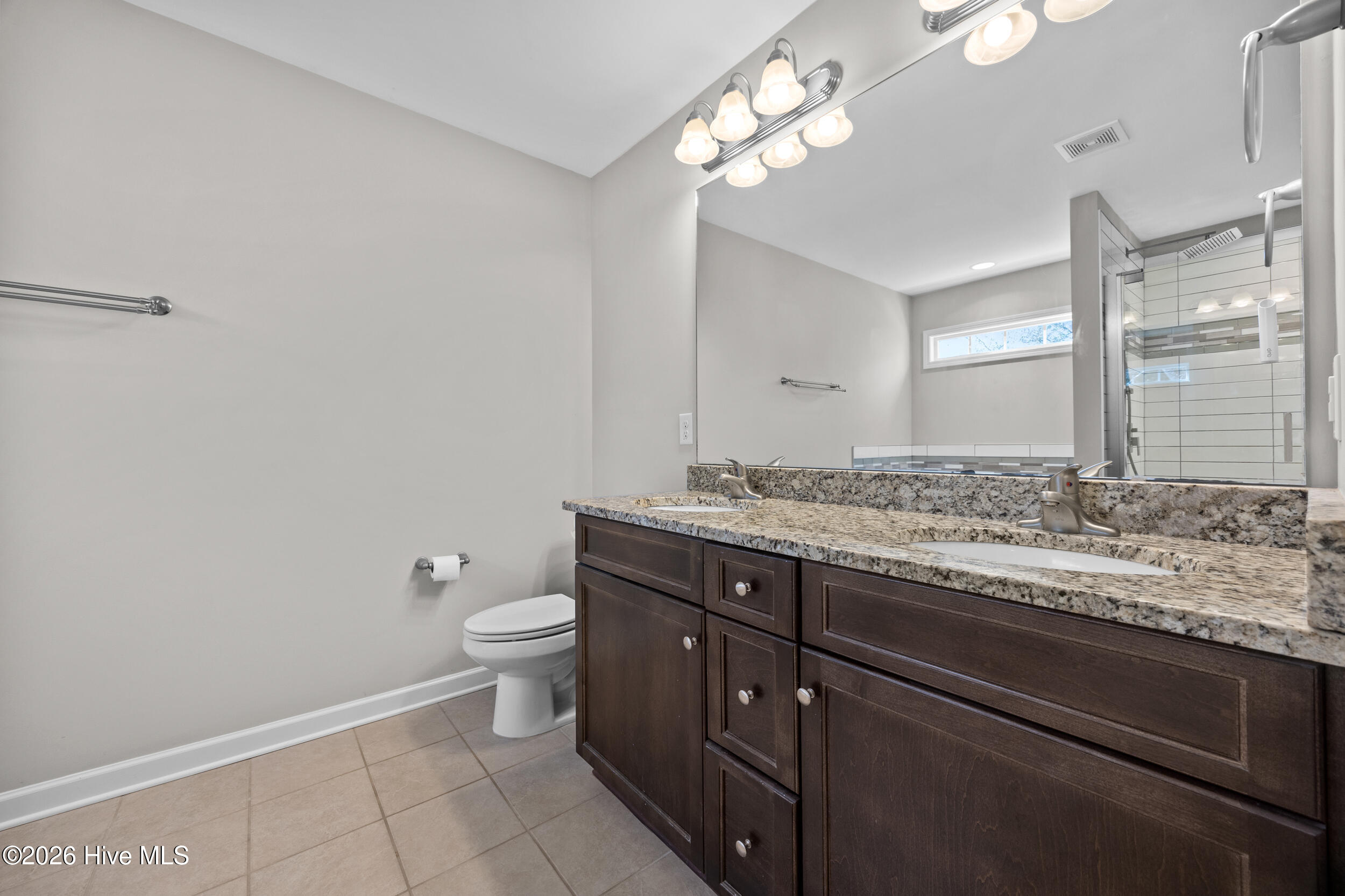 100555552 | Photo 25