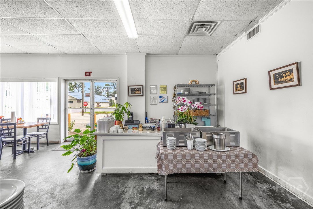 697 W Cherry Street, Jesup, GA, 31545