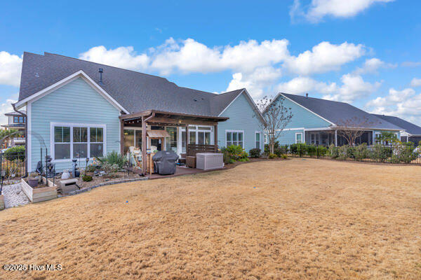 100545282 | Photo 47