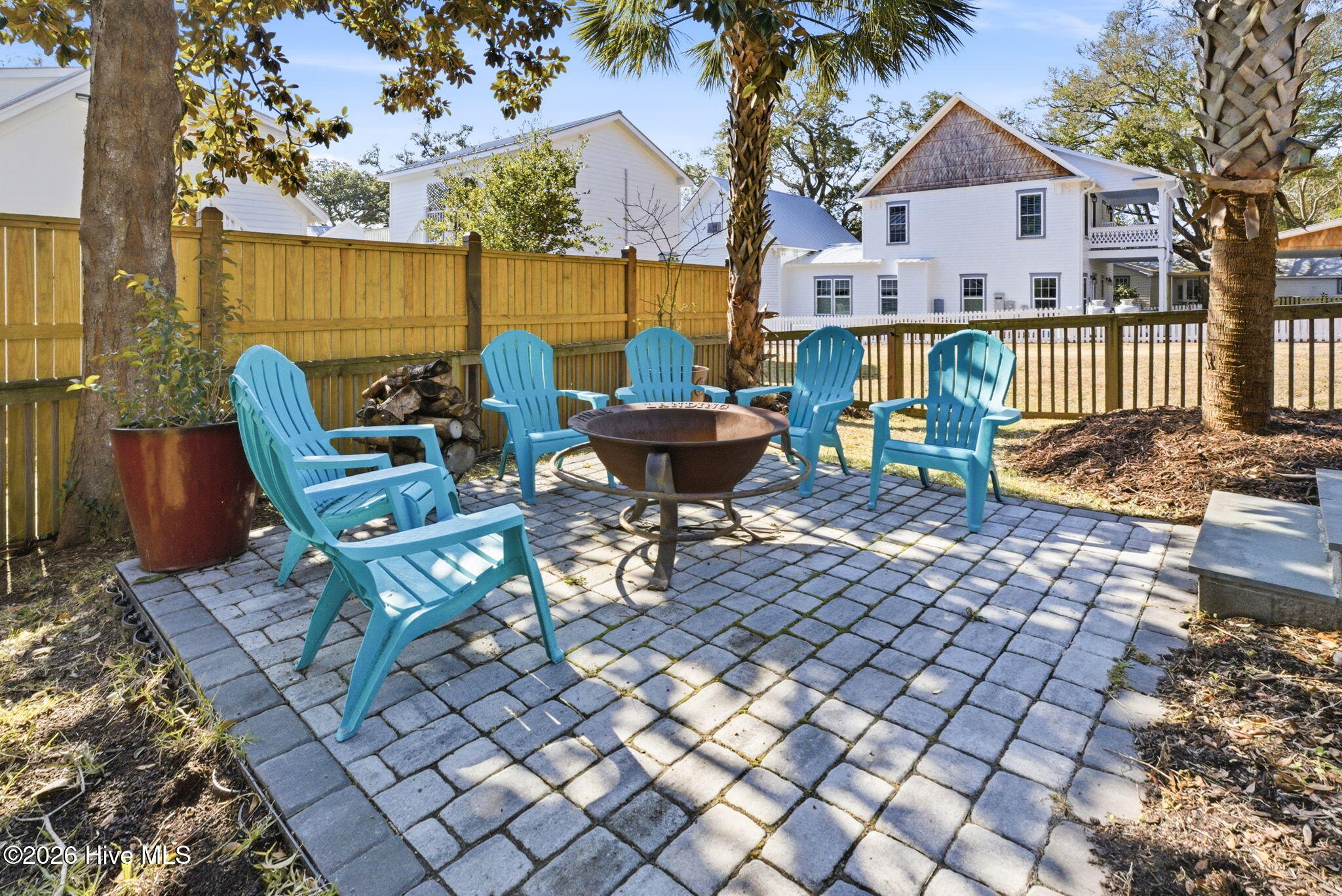 100553836 | Photo 66