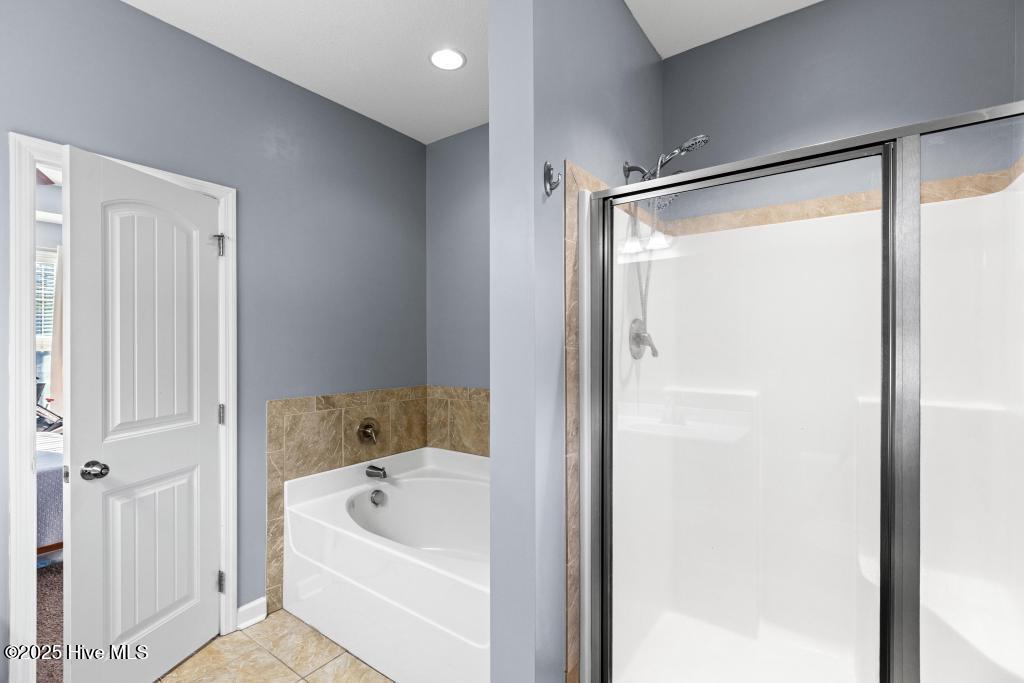 100546440 | Photo 22