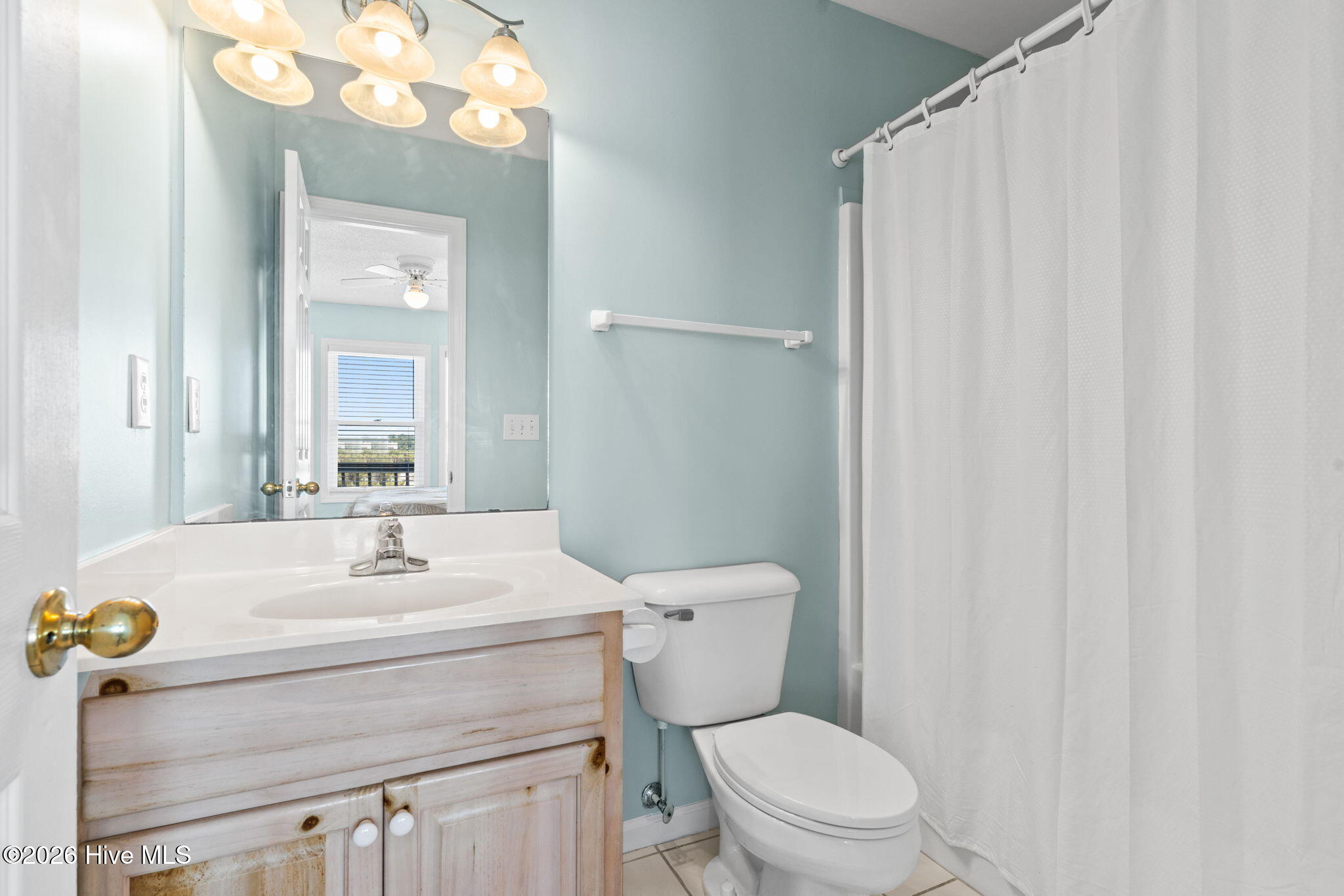 100564917 | Photo 41