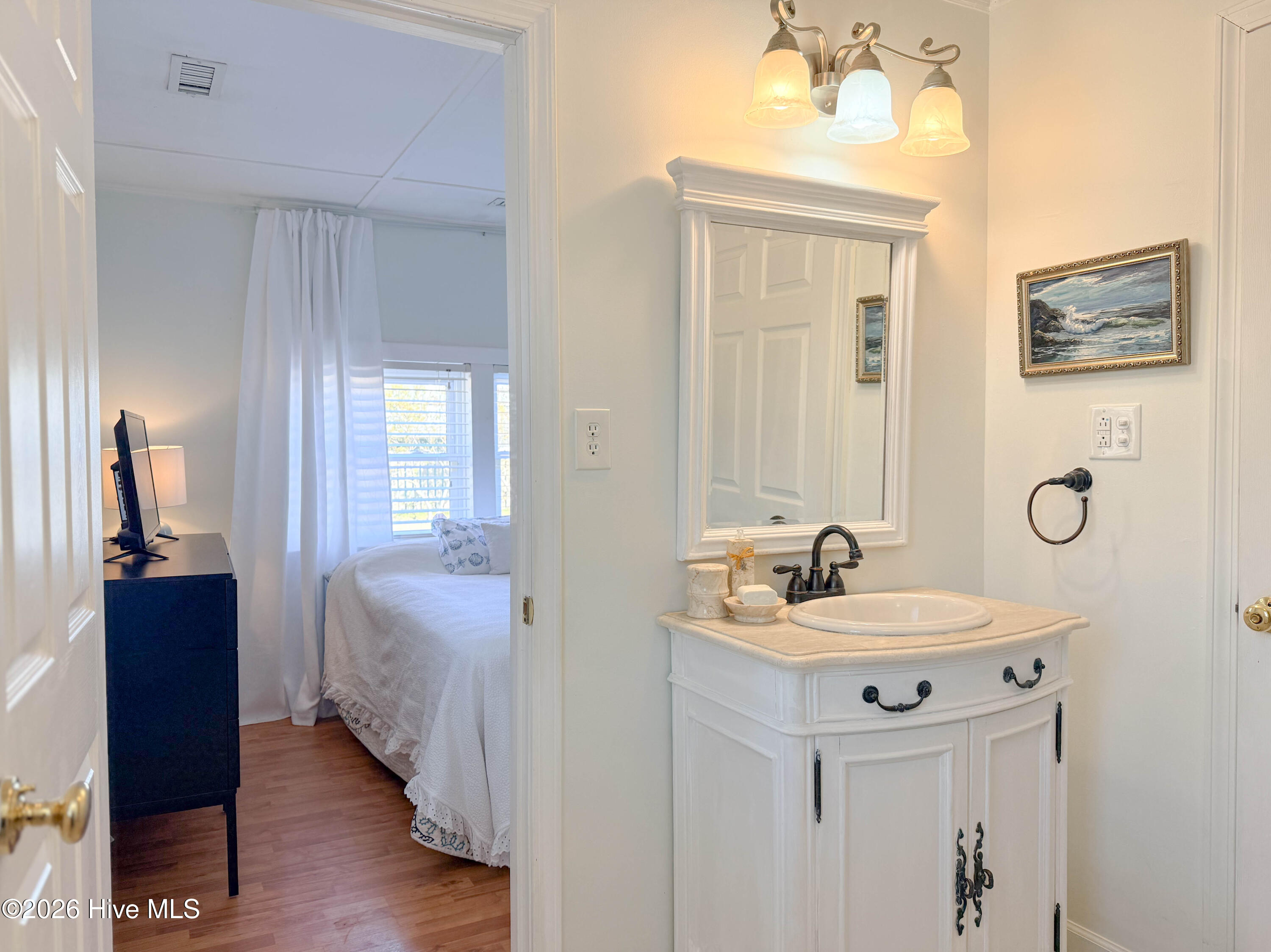 100556451 | Photo 27