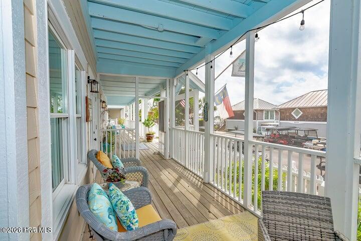 100557980 | Photo 23