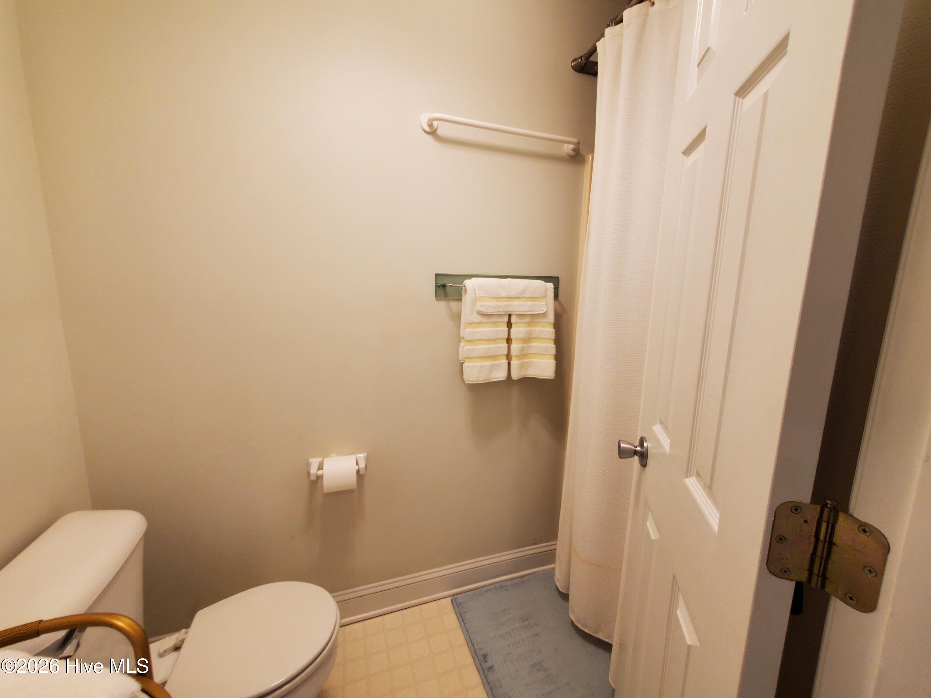 100560491 | Photo 57