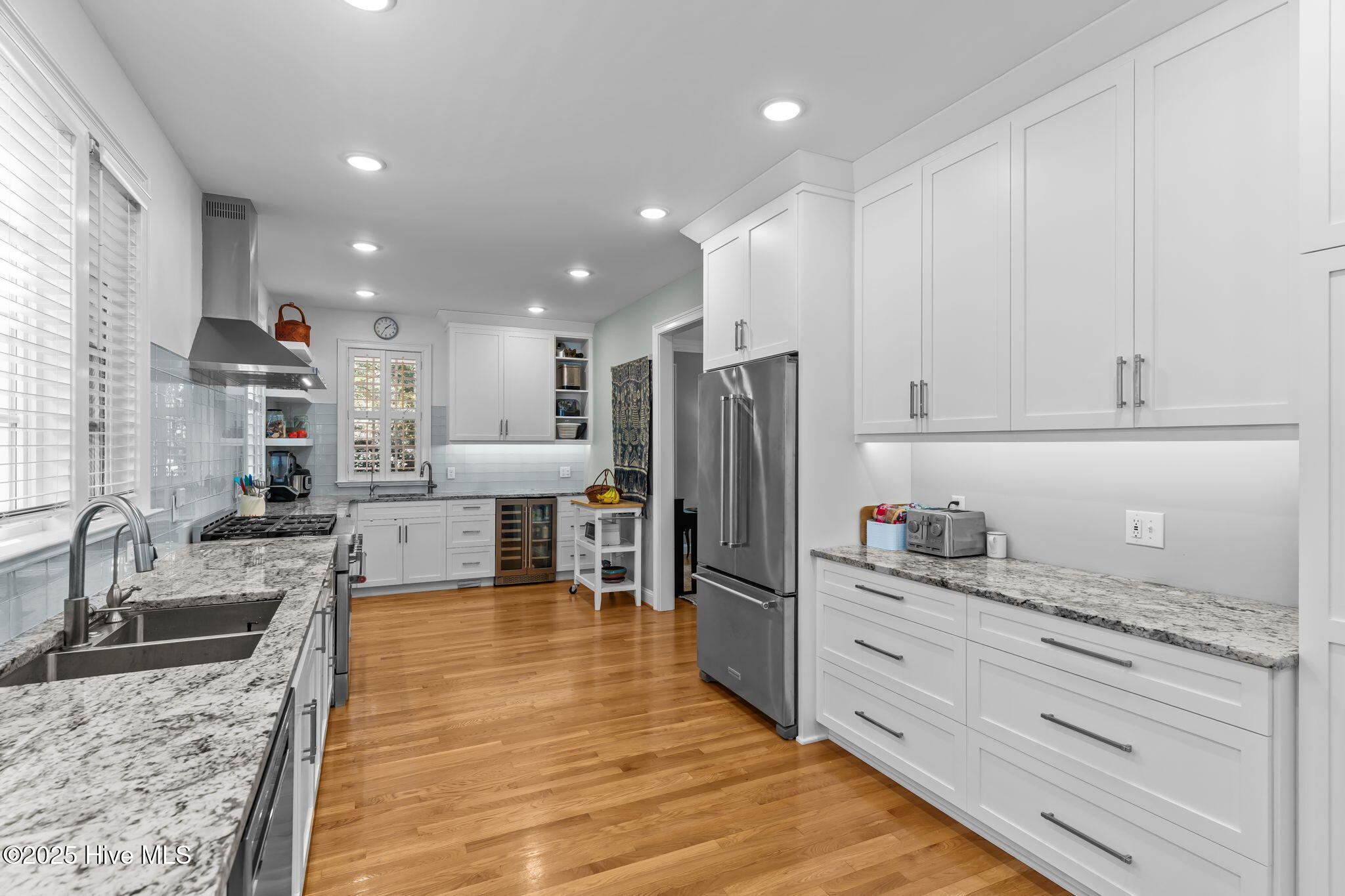 100538166 | Photo 20