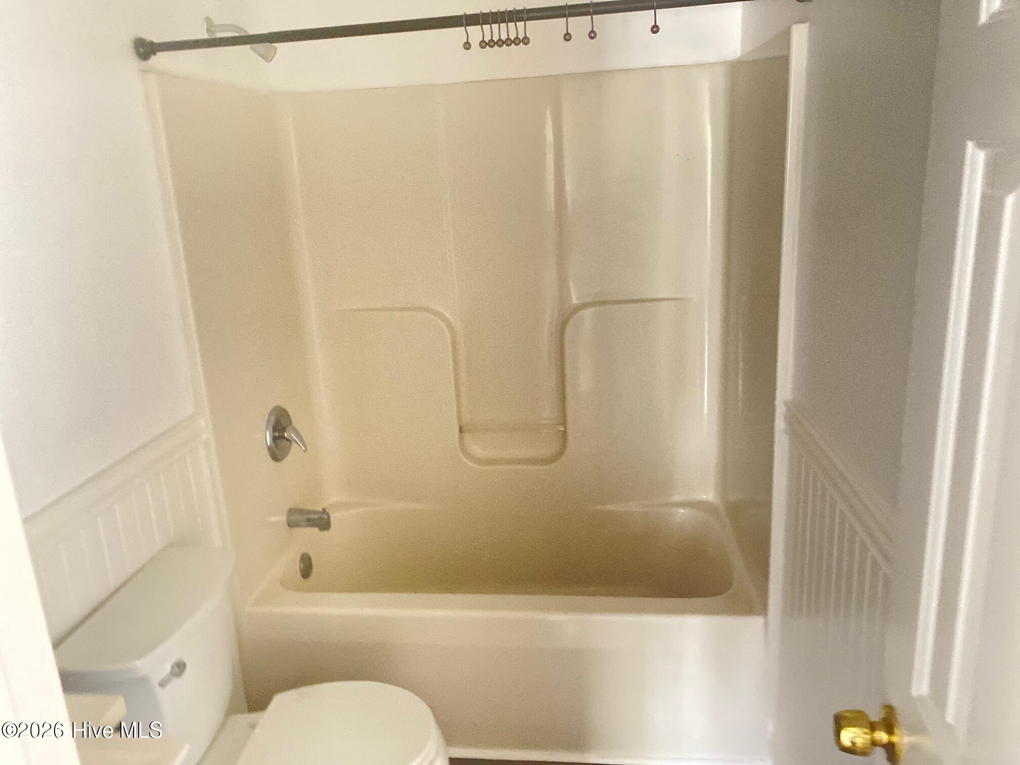 100556693 | Photo 27