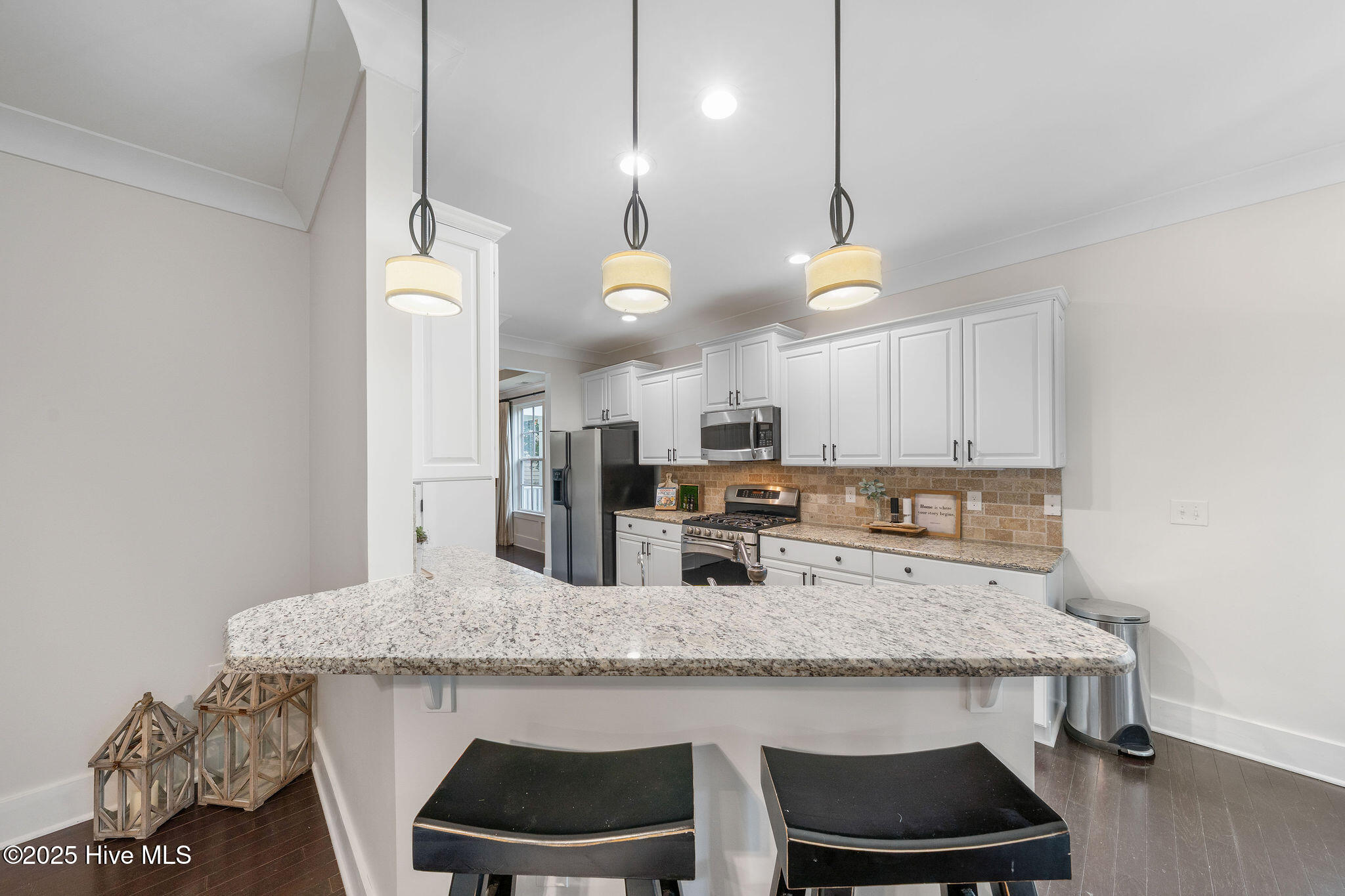 100536544 | Photo 25