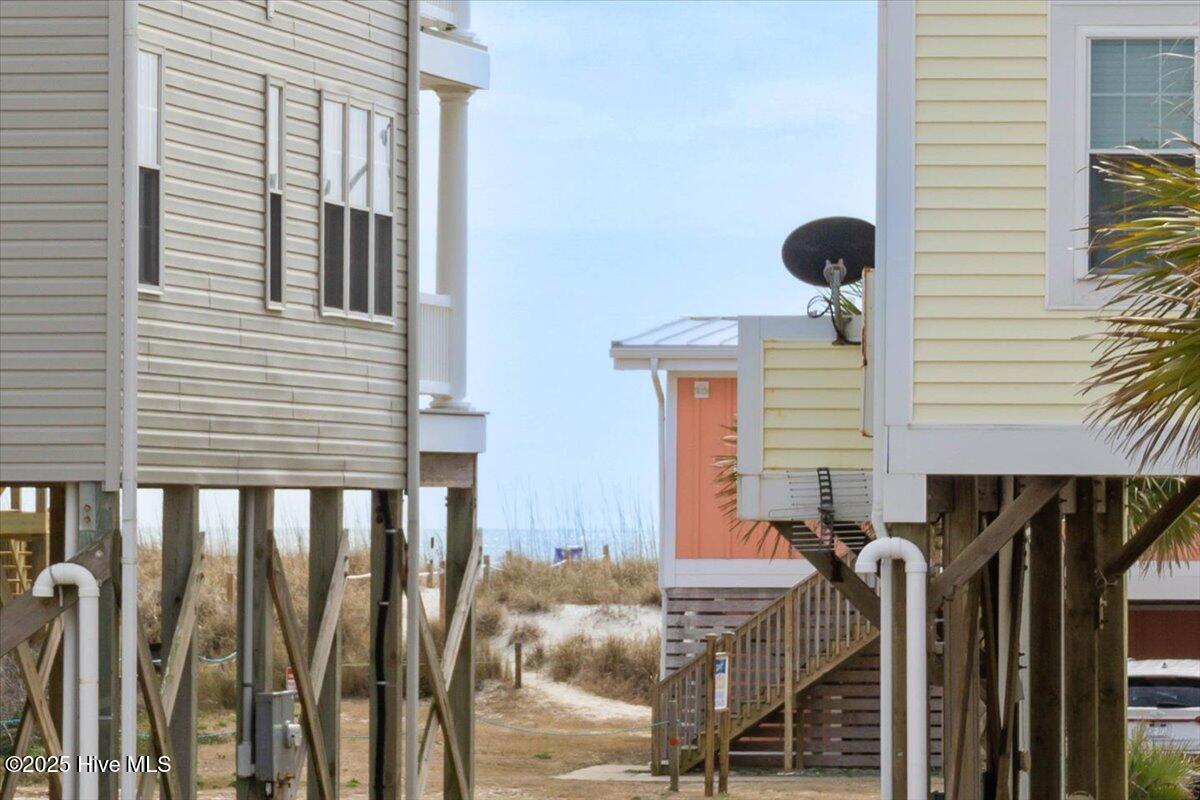 100493245 | Photo 30