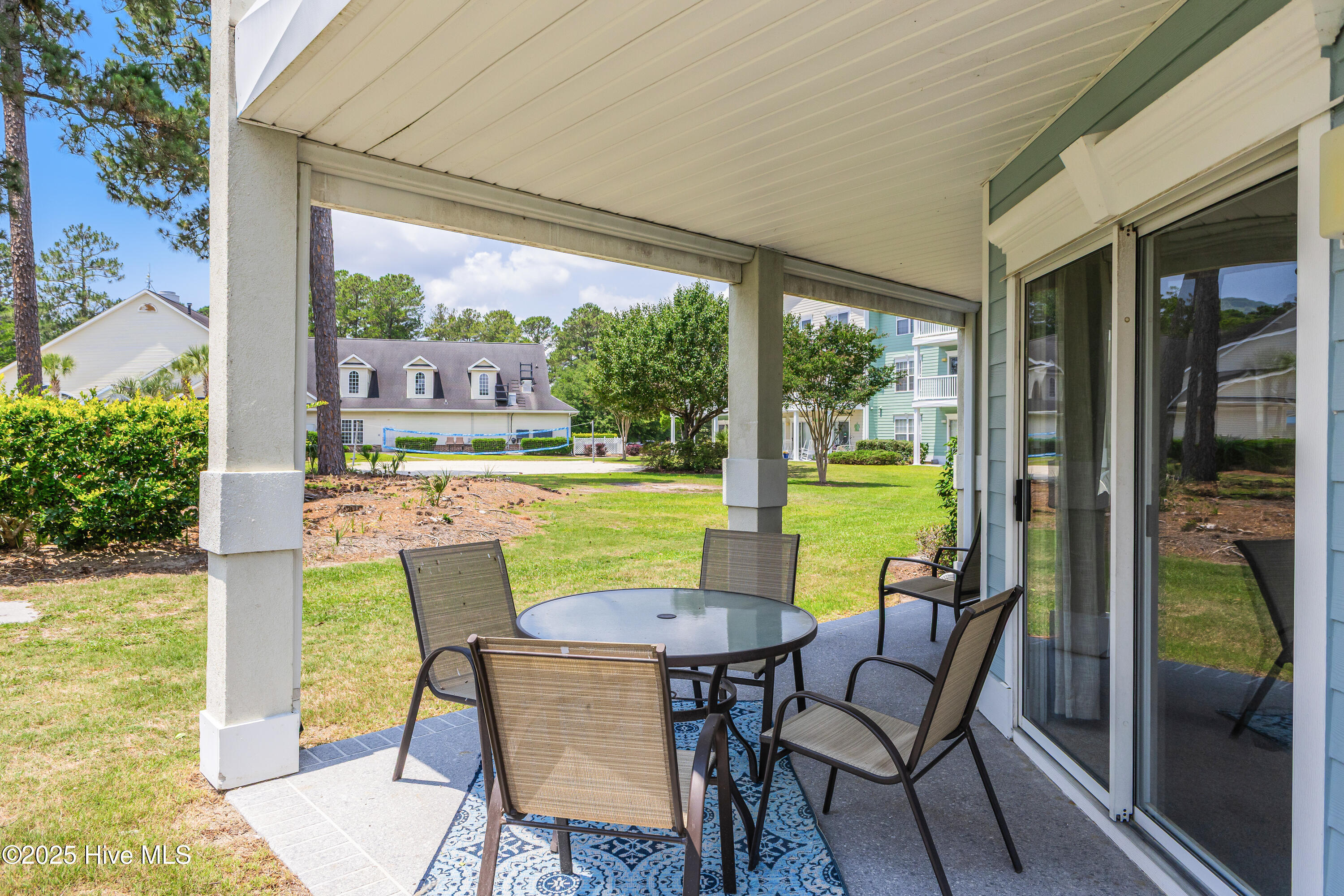 100512349 | Photo 25