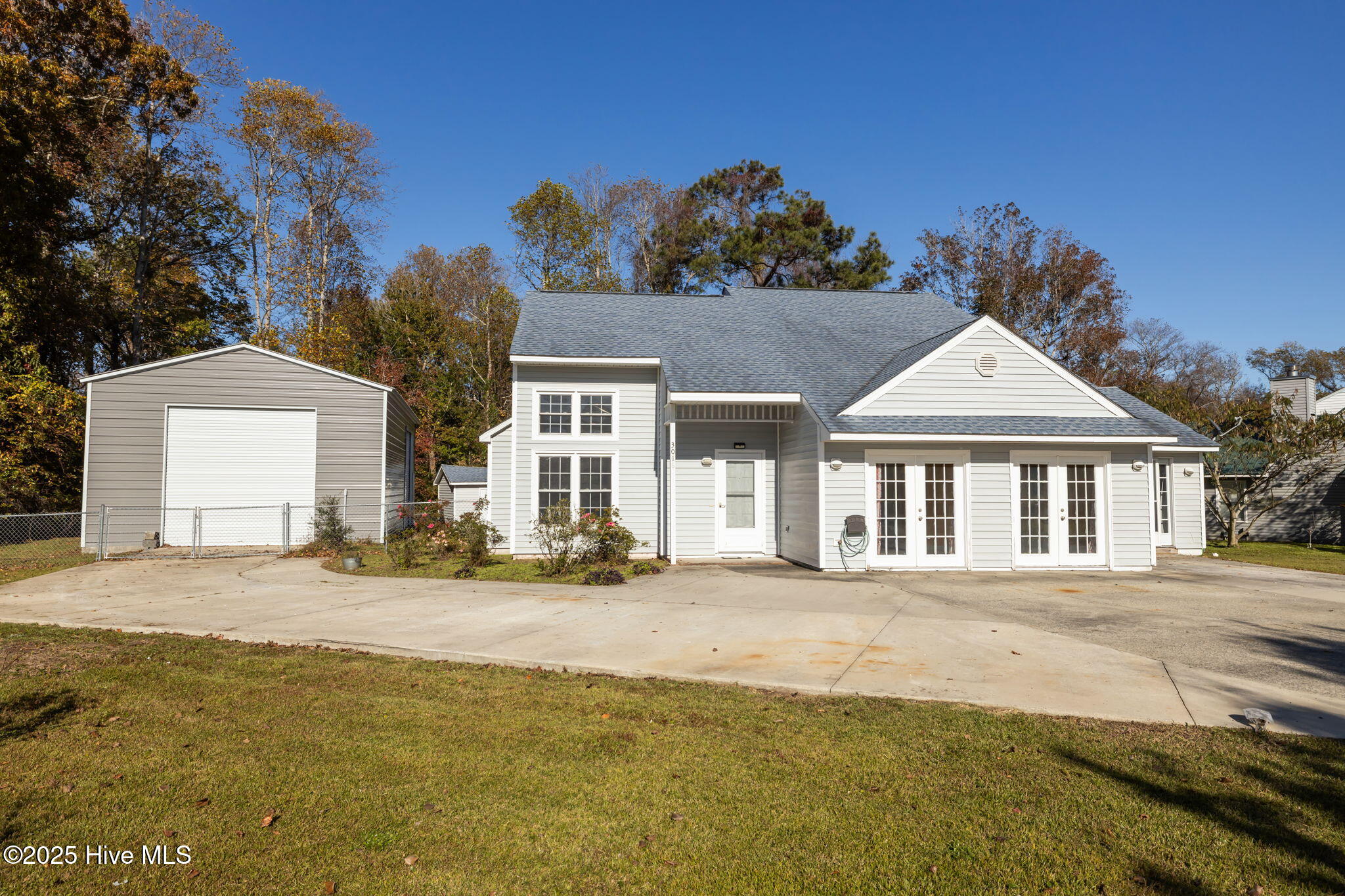 Featured Property 3018 Mandy 