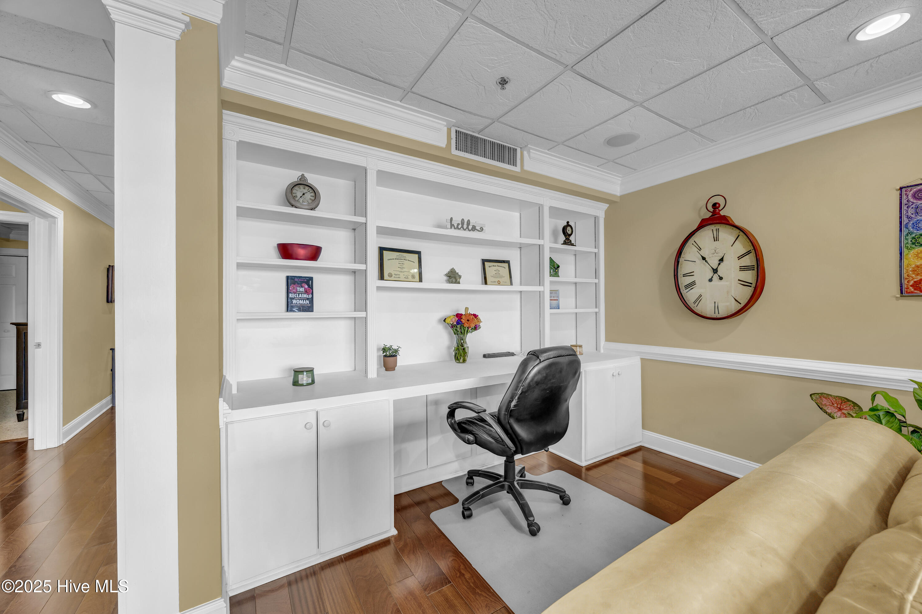 100546499 | Photo 14