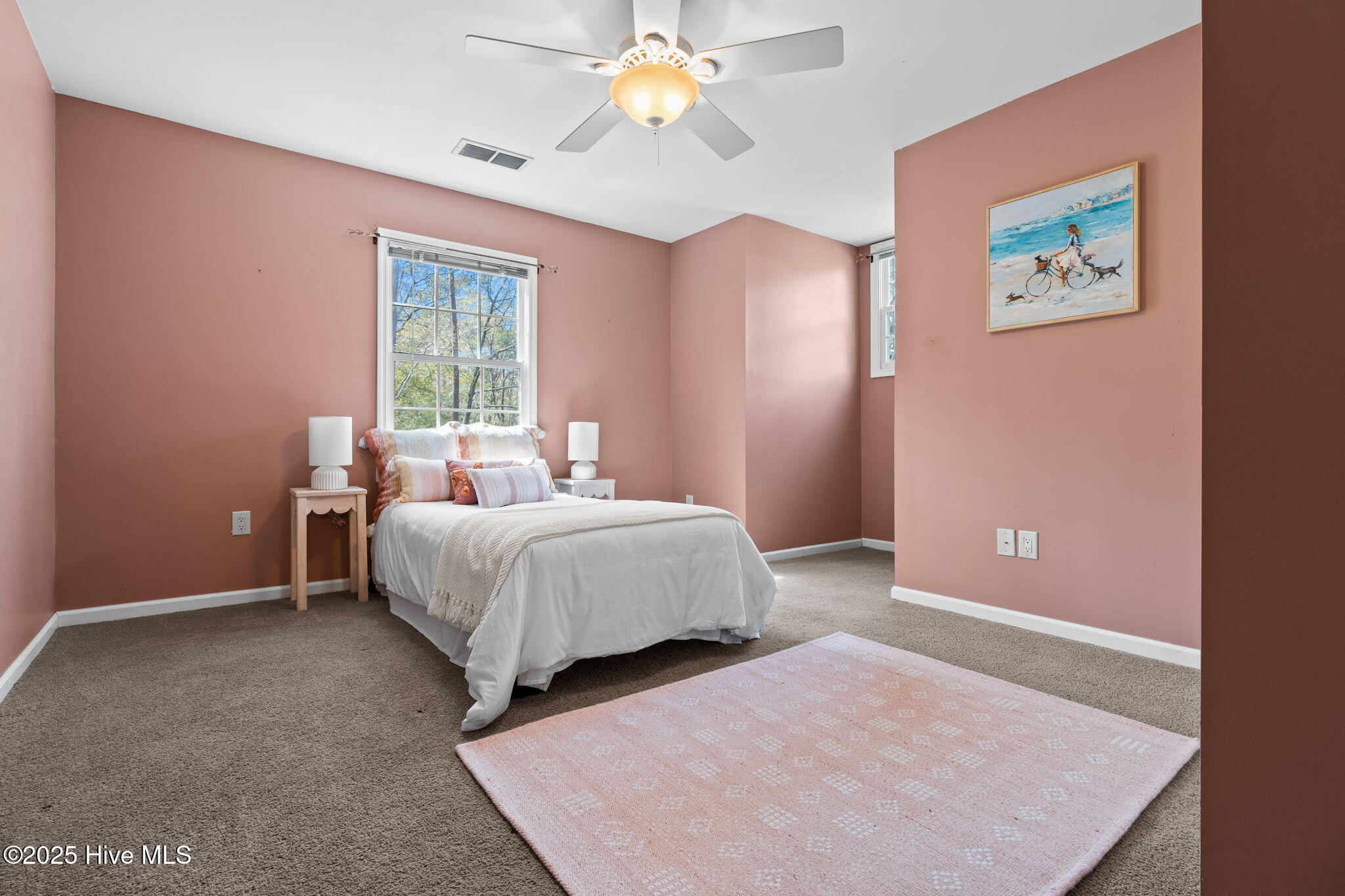 100497735 | Photo 21