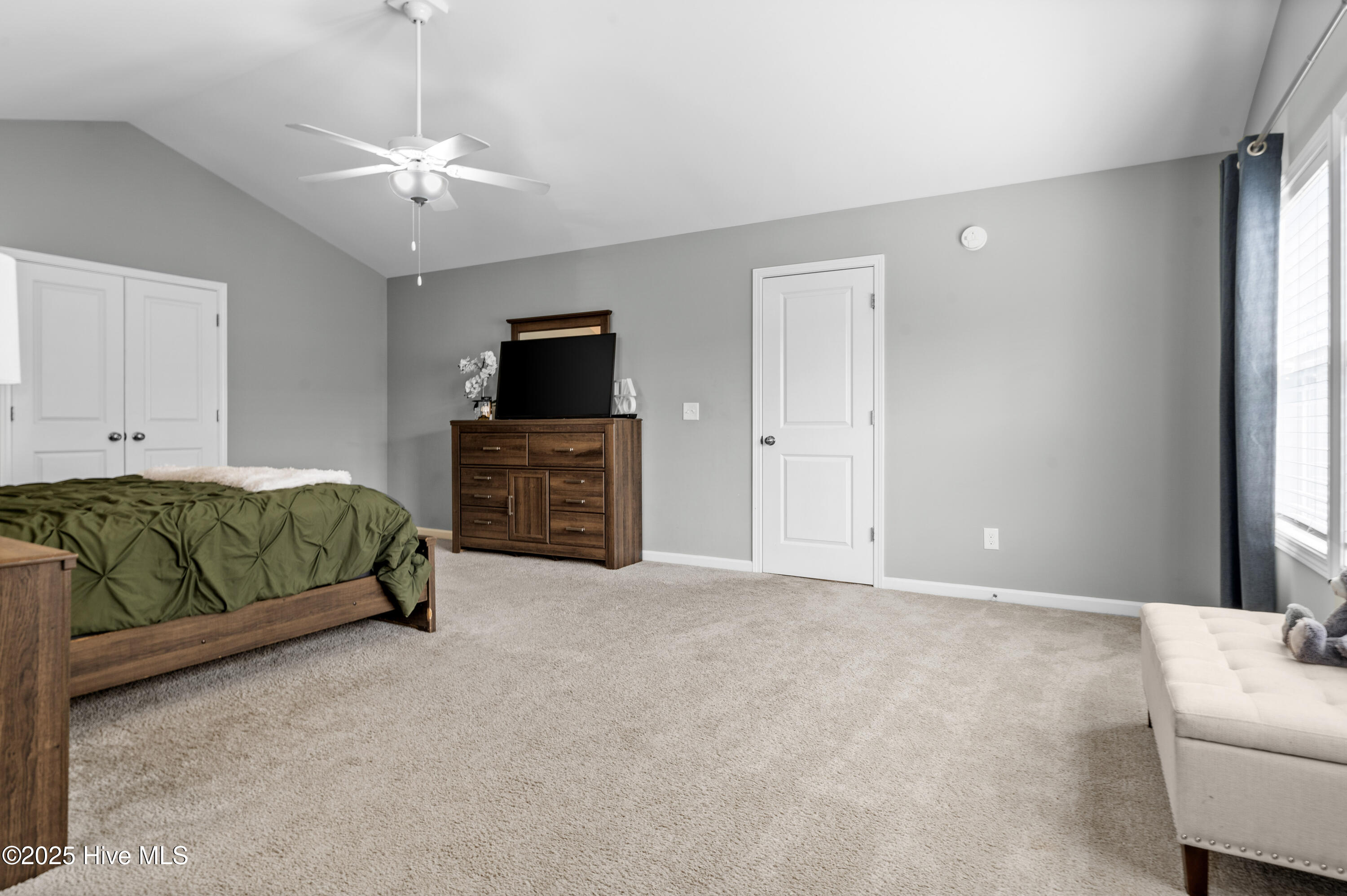 100511448 | Photo 26