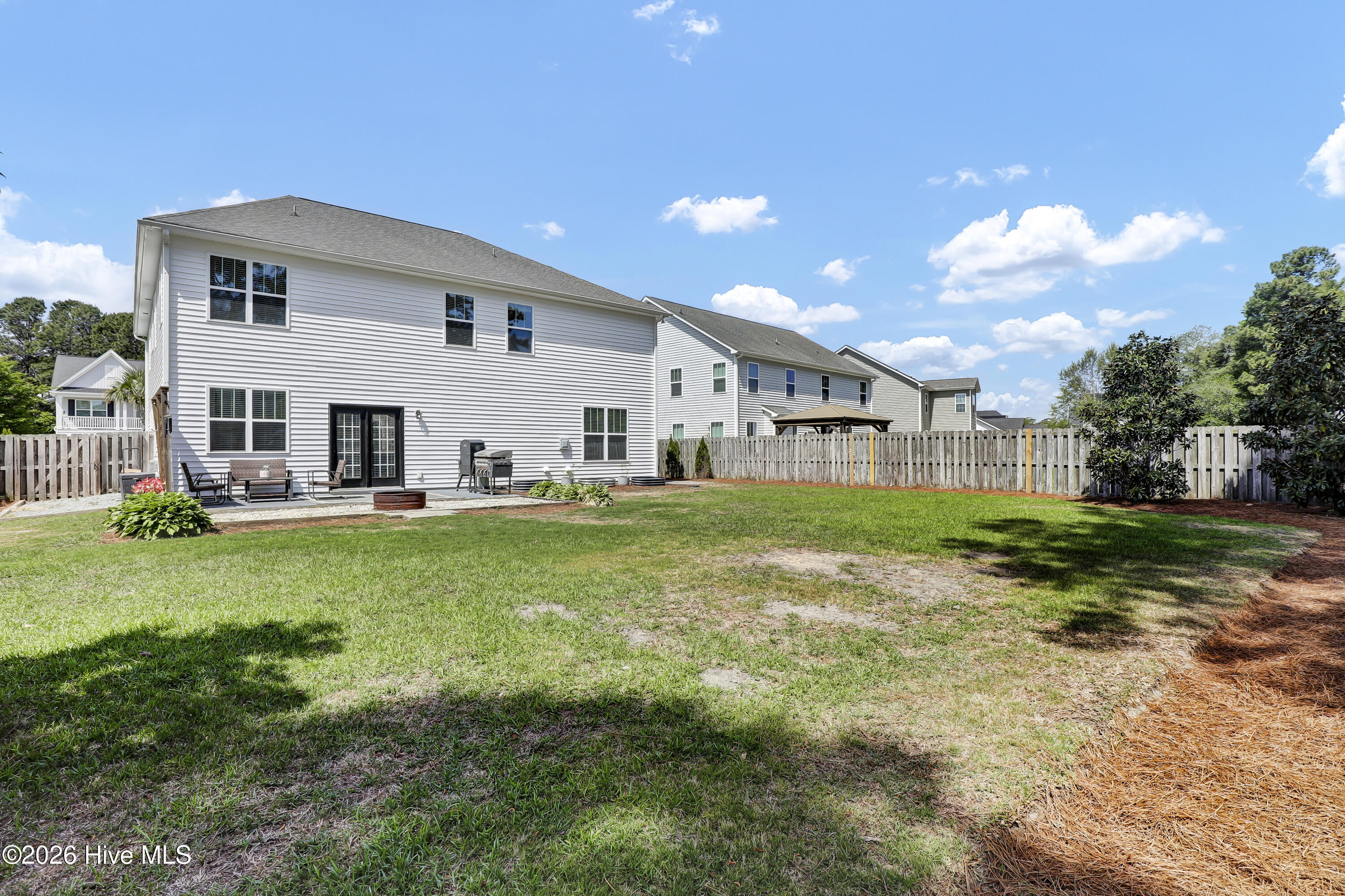 100569248 | Photo 48