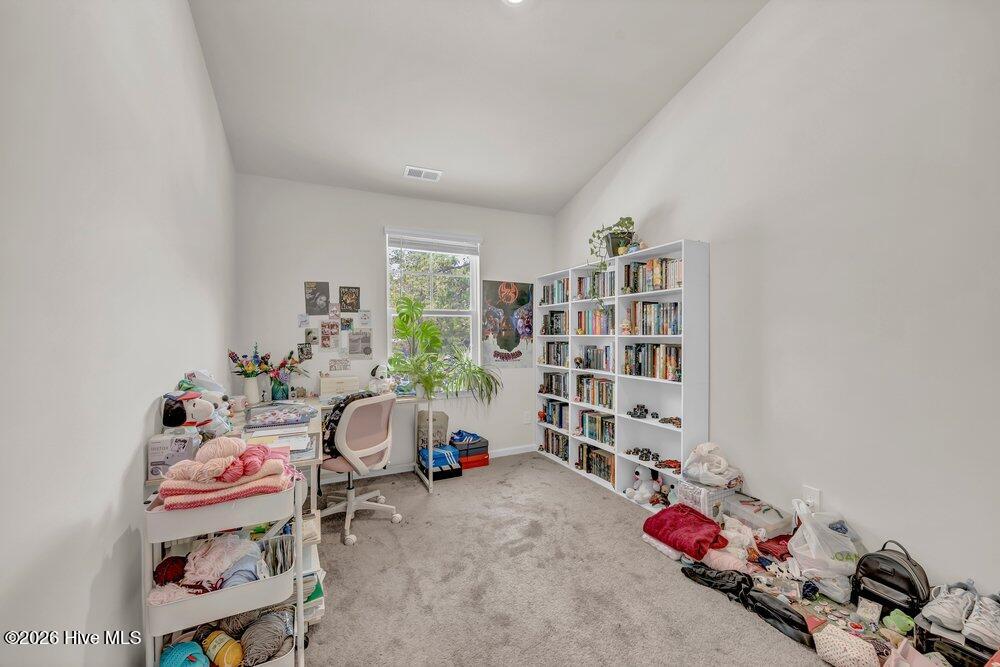 100552961 | Photo 23