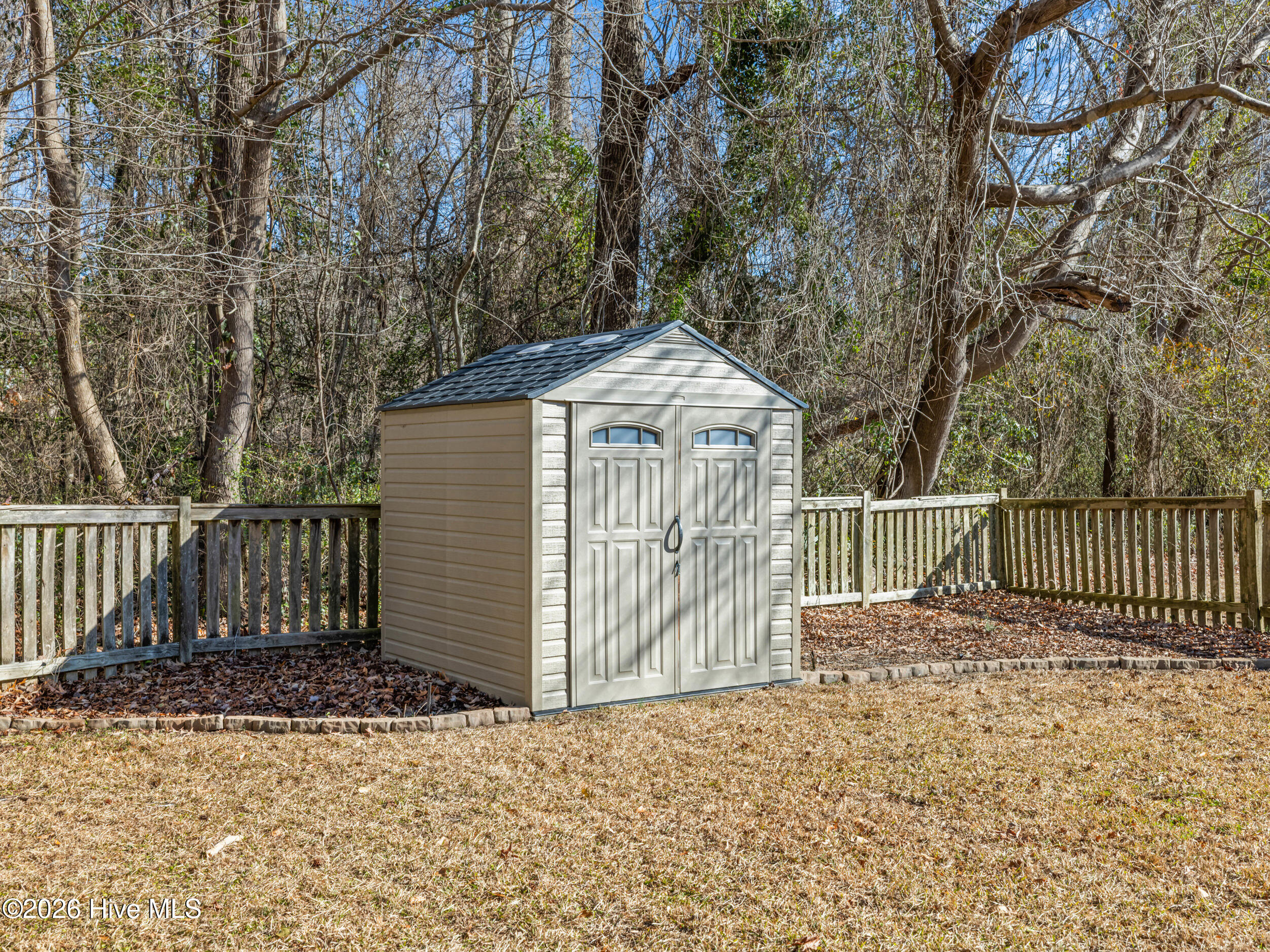 100547559 | Photo 43