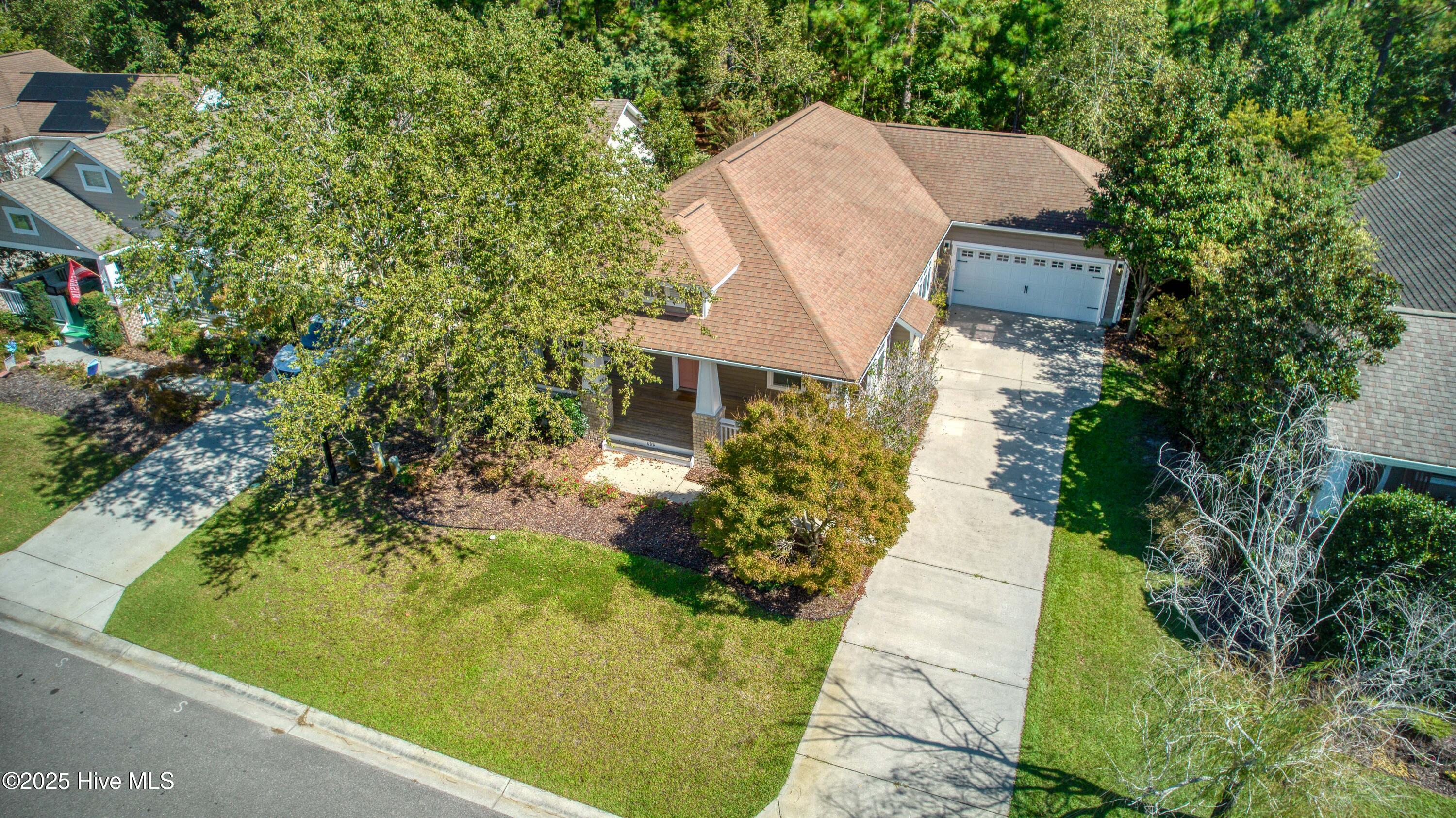 100487602 | Photo 32