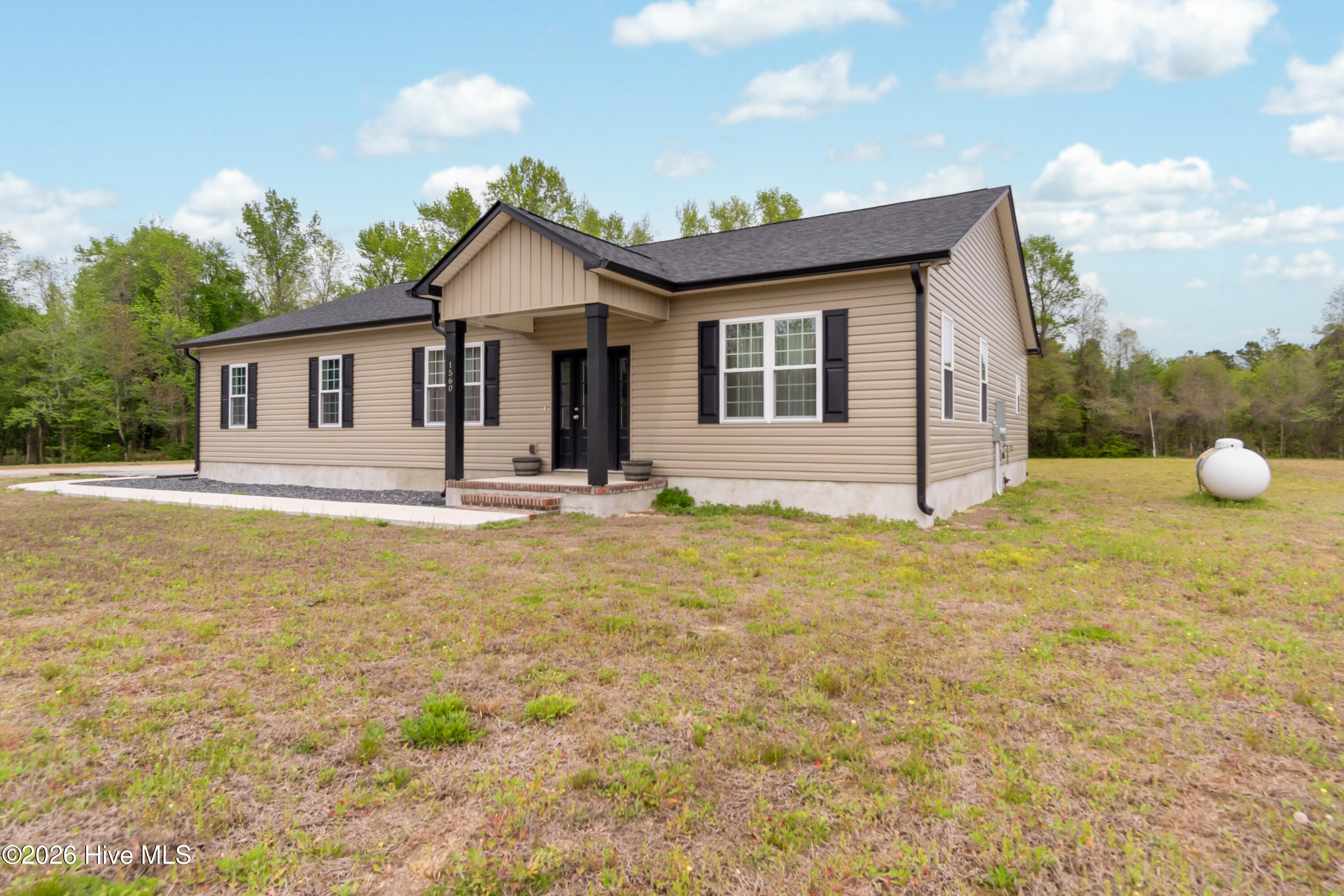1560 White Oak River Road,Maysville