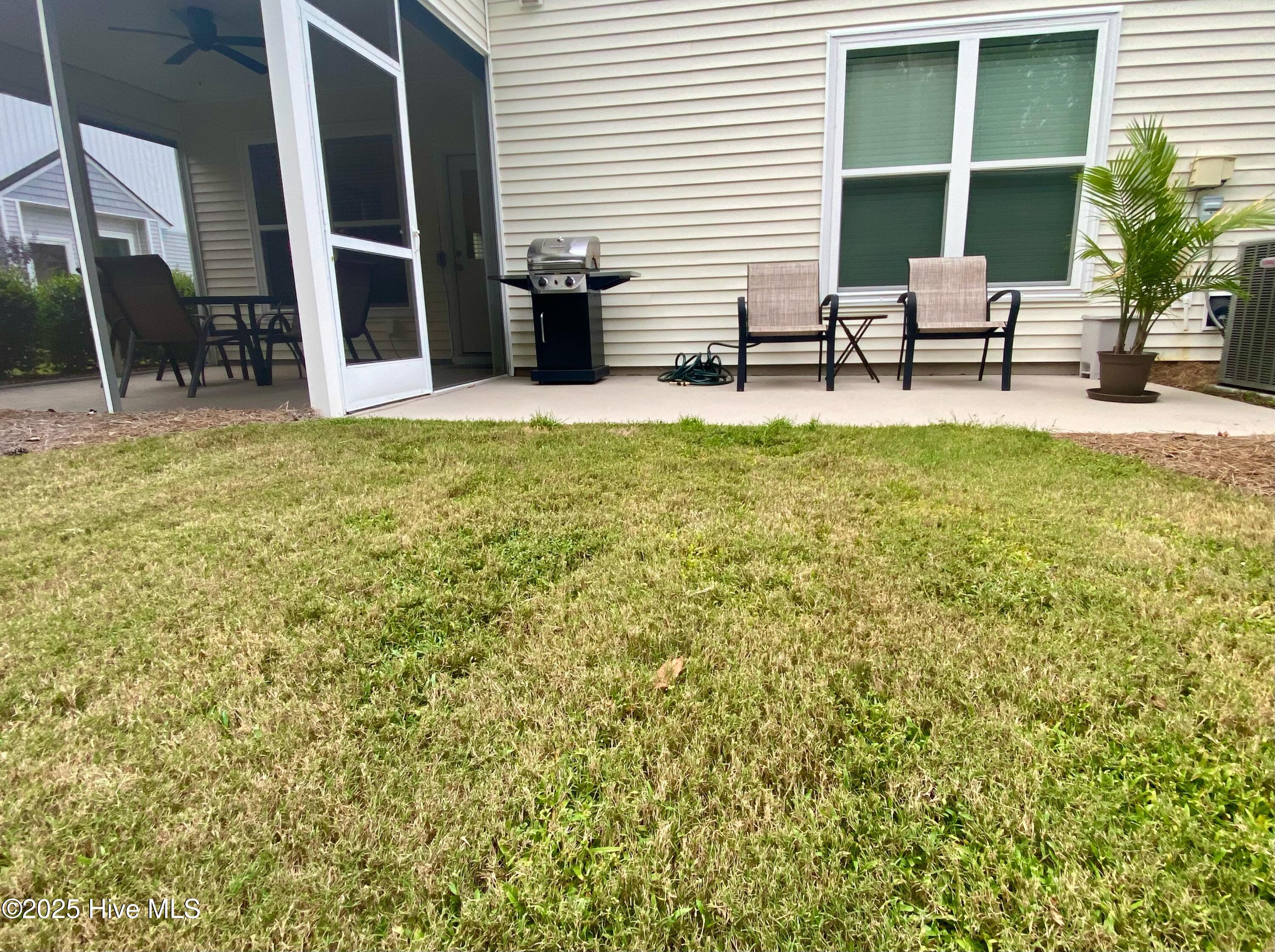 100529406 | Photo 46