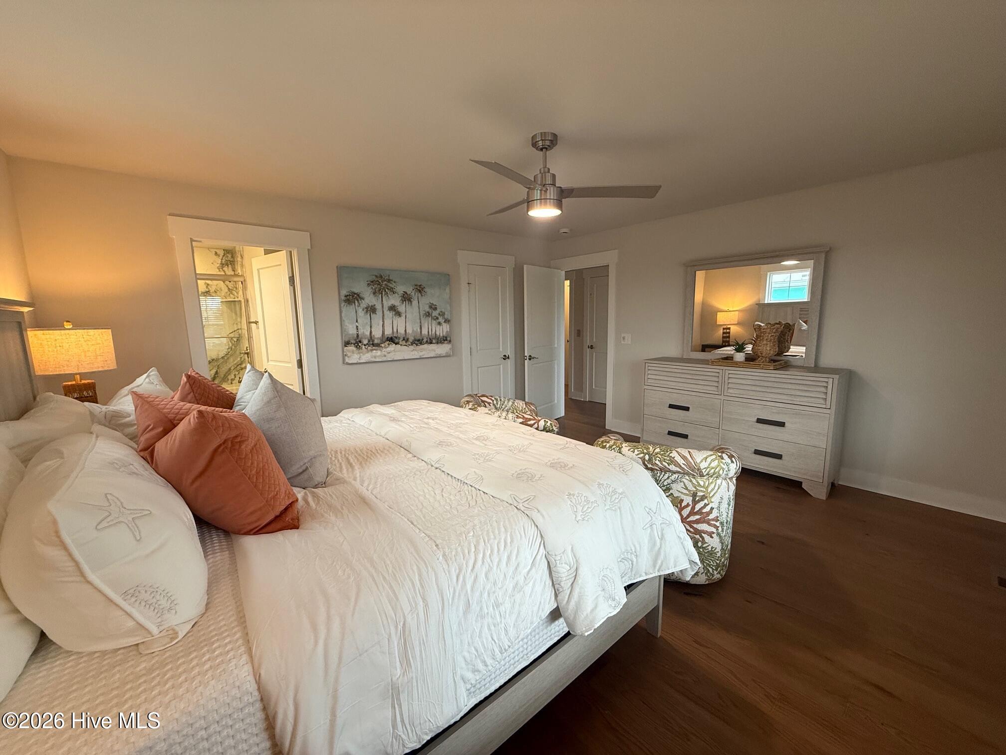 100522656 | Photo 33