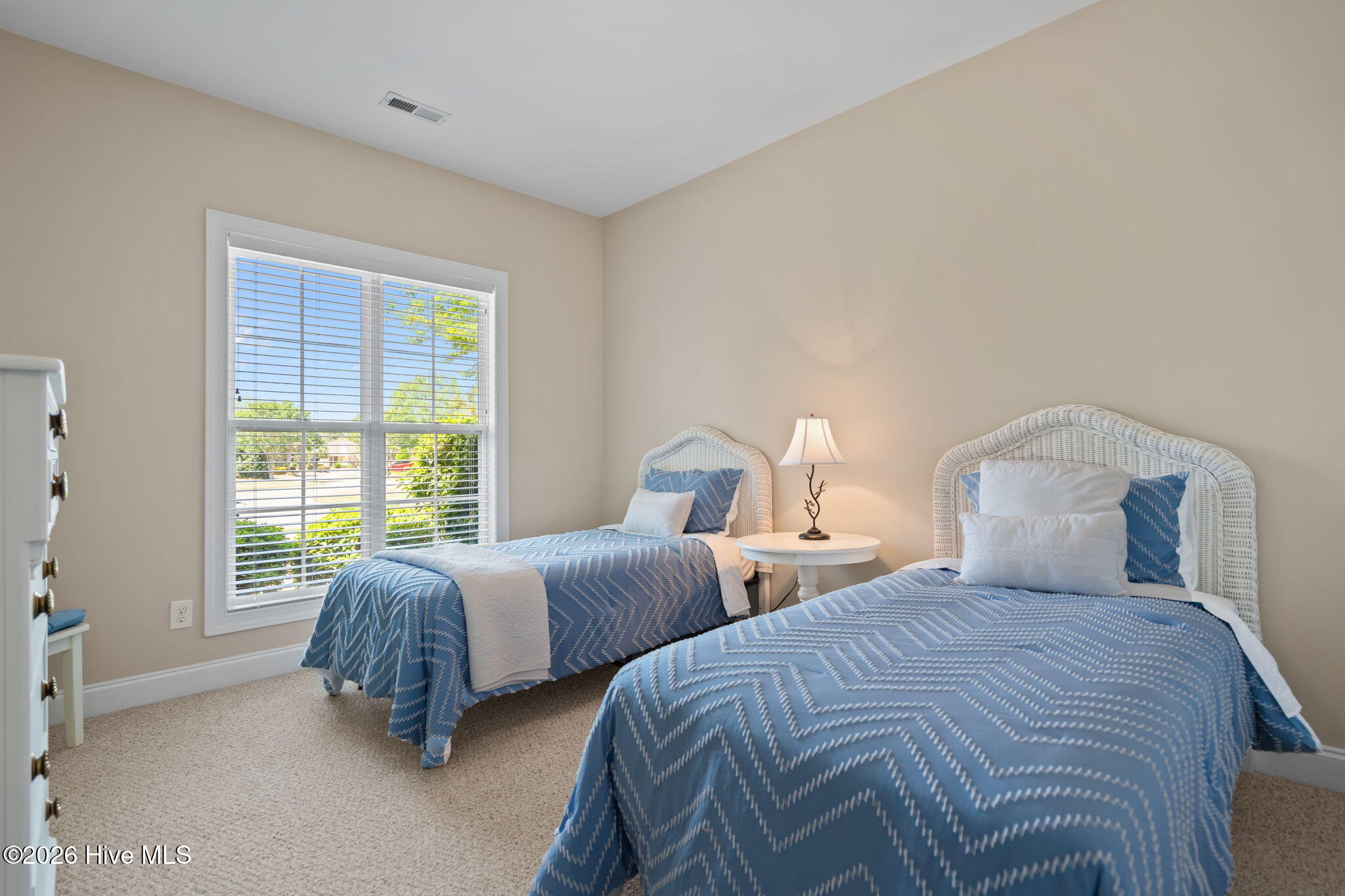 100568496 | Photo 32