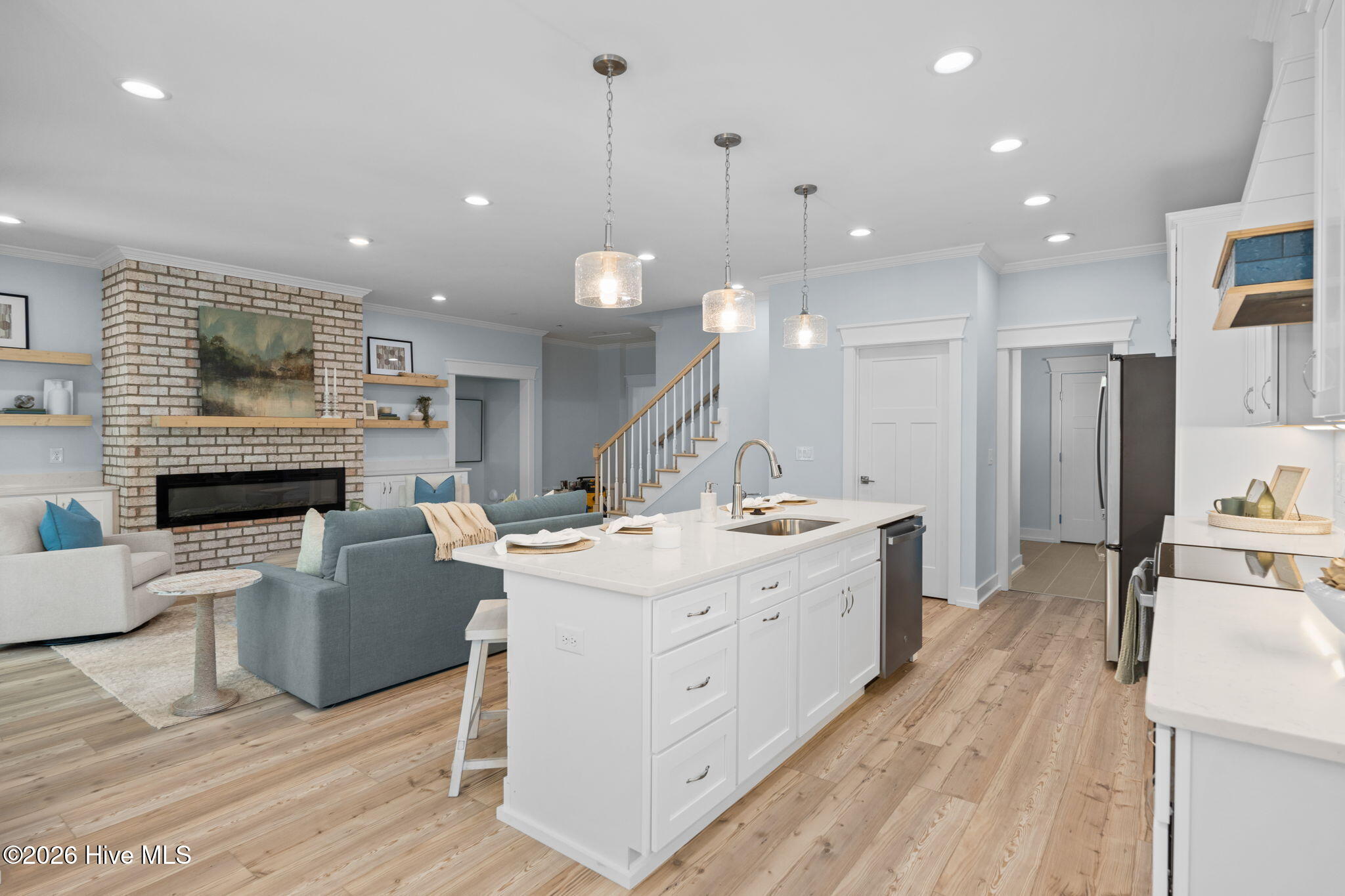 100546665 | Photo 26