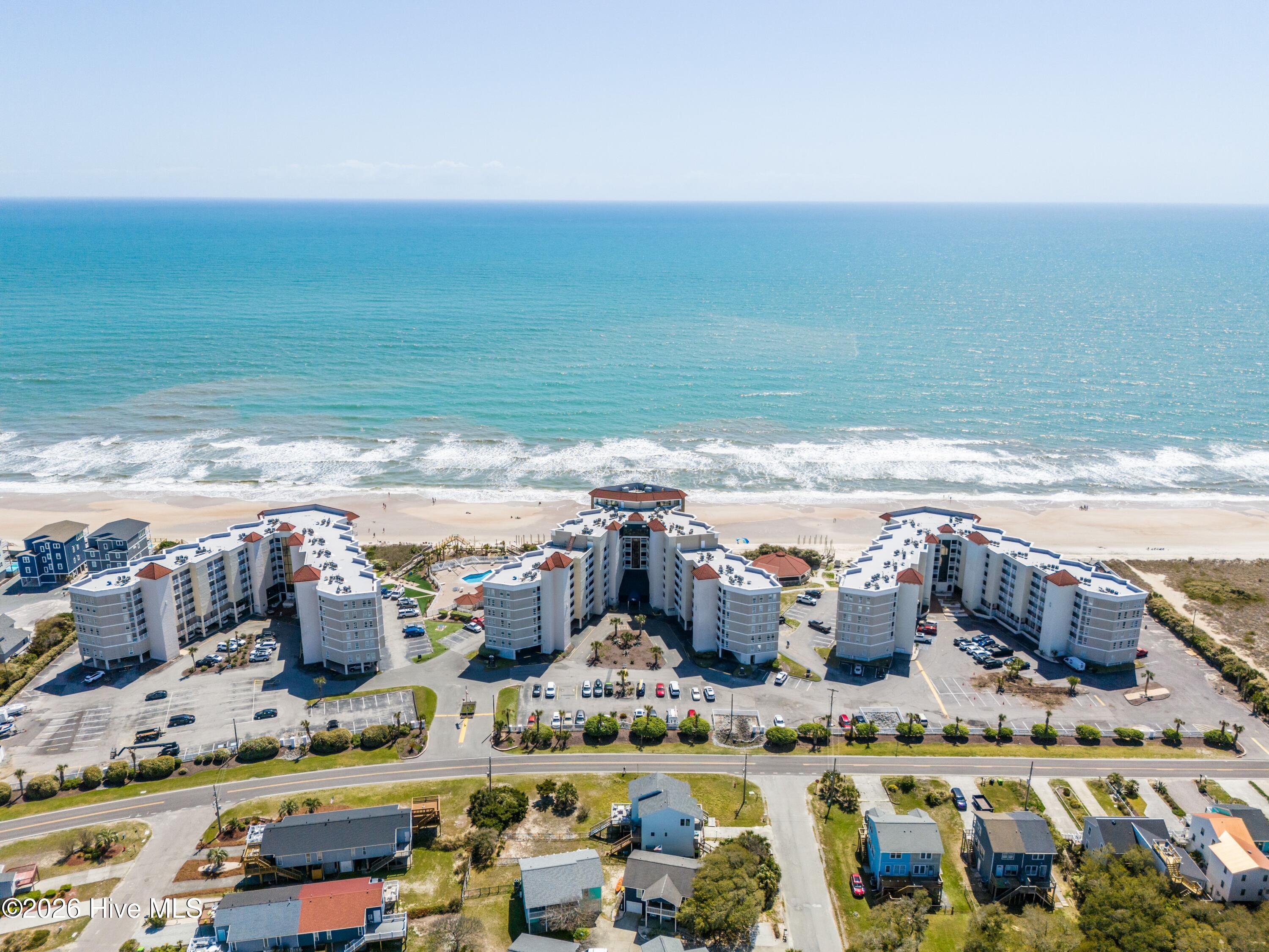 100565249 | Photo 32