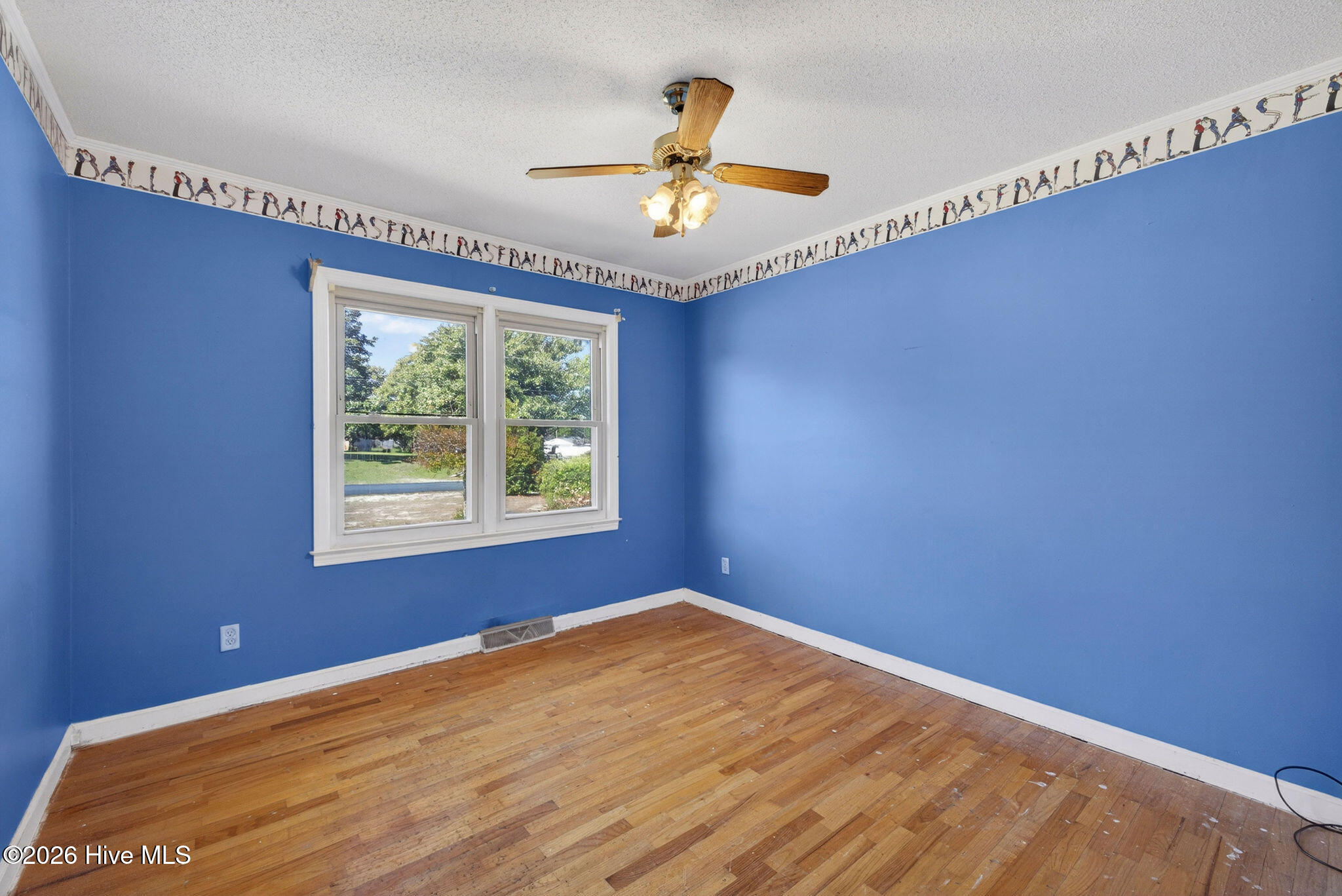 100566296 | Photo 20