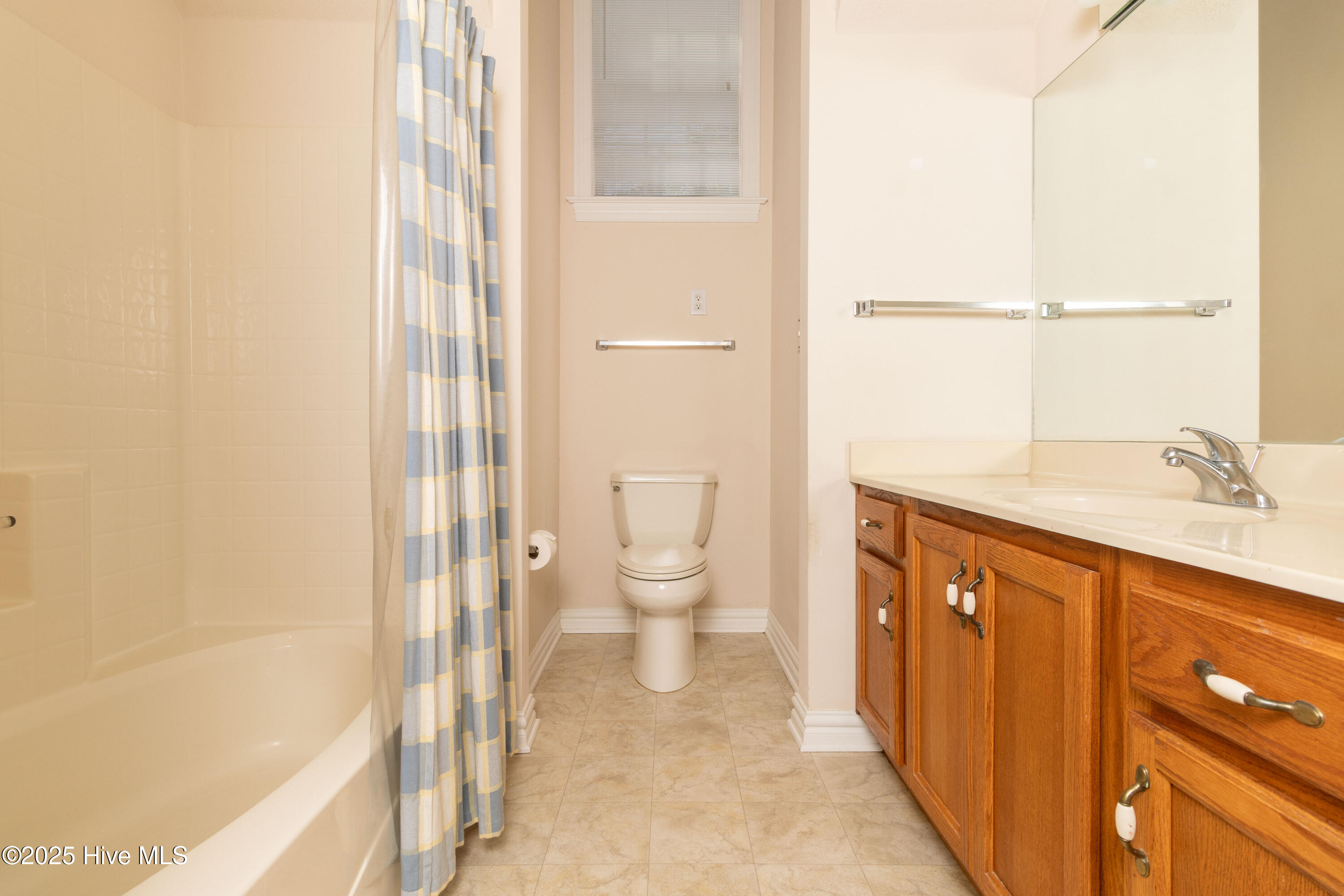 Private suite bath