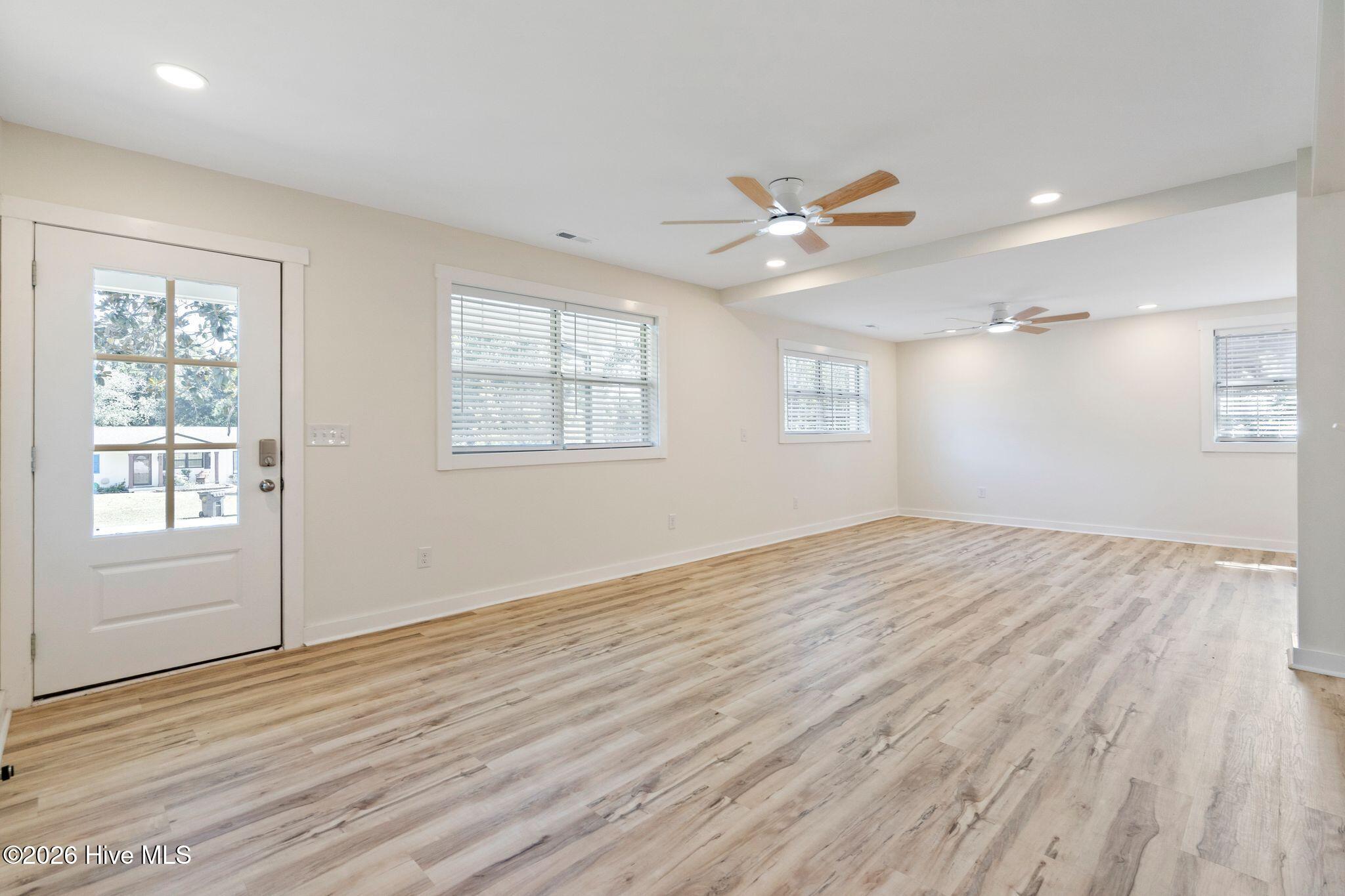 5316 Gerome Place — listing photograph 3
