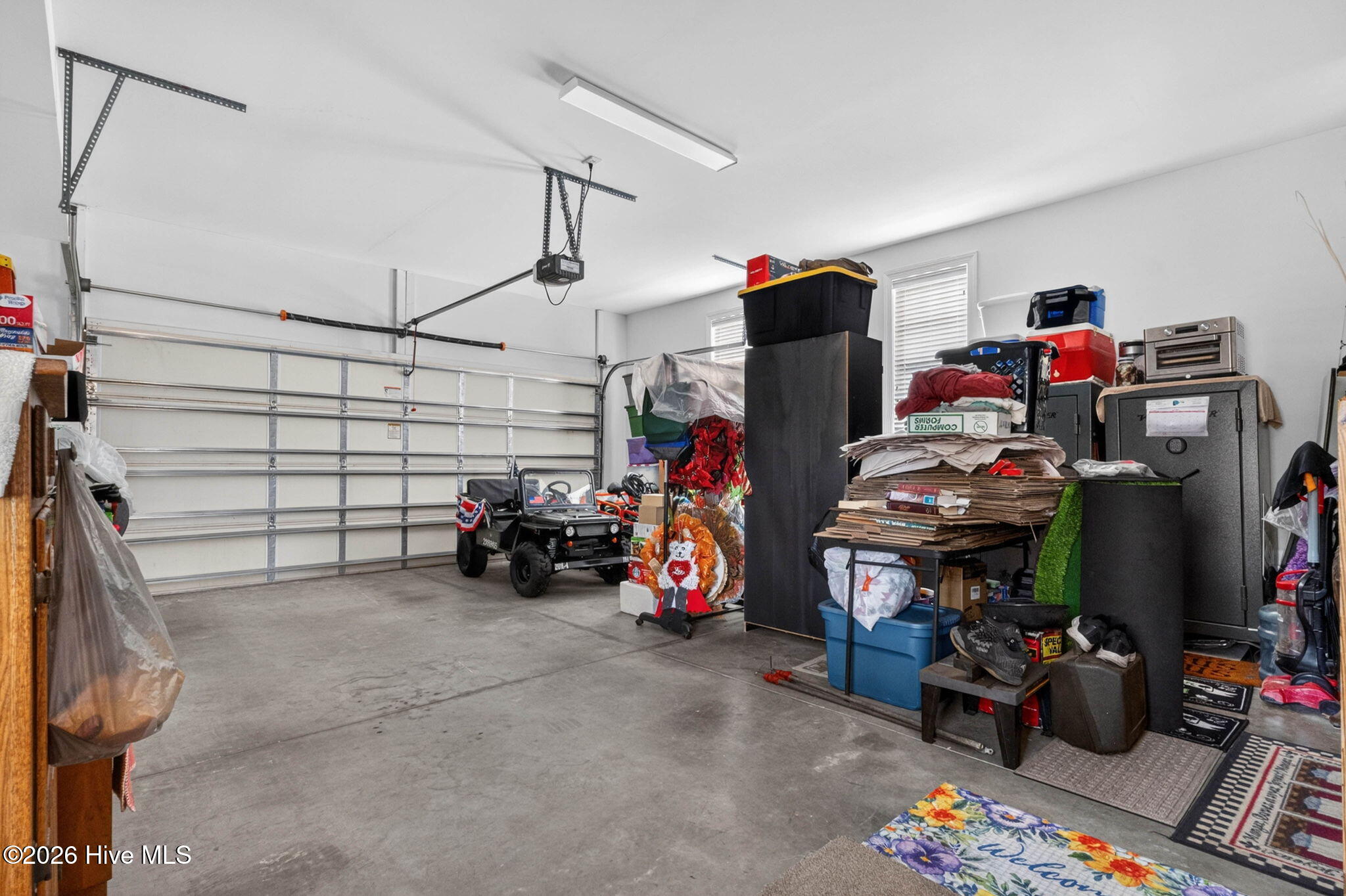 100569405 | Photo 19