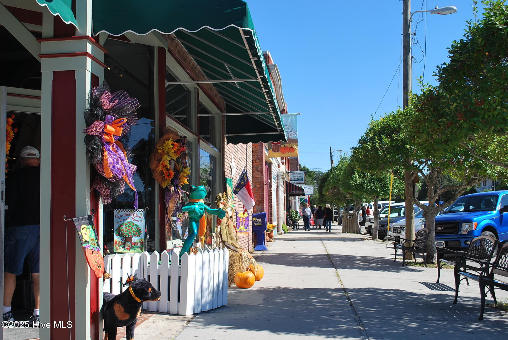 100525762 | Photo 46