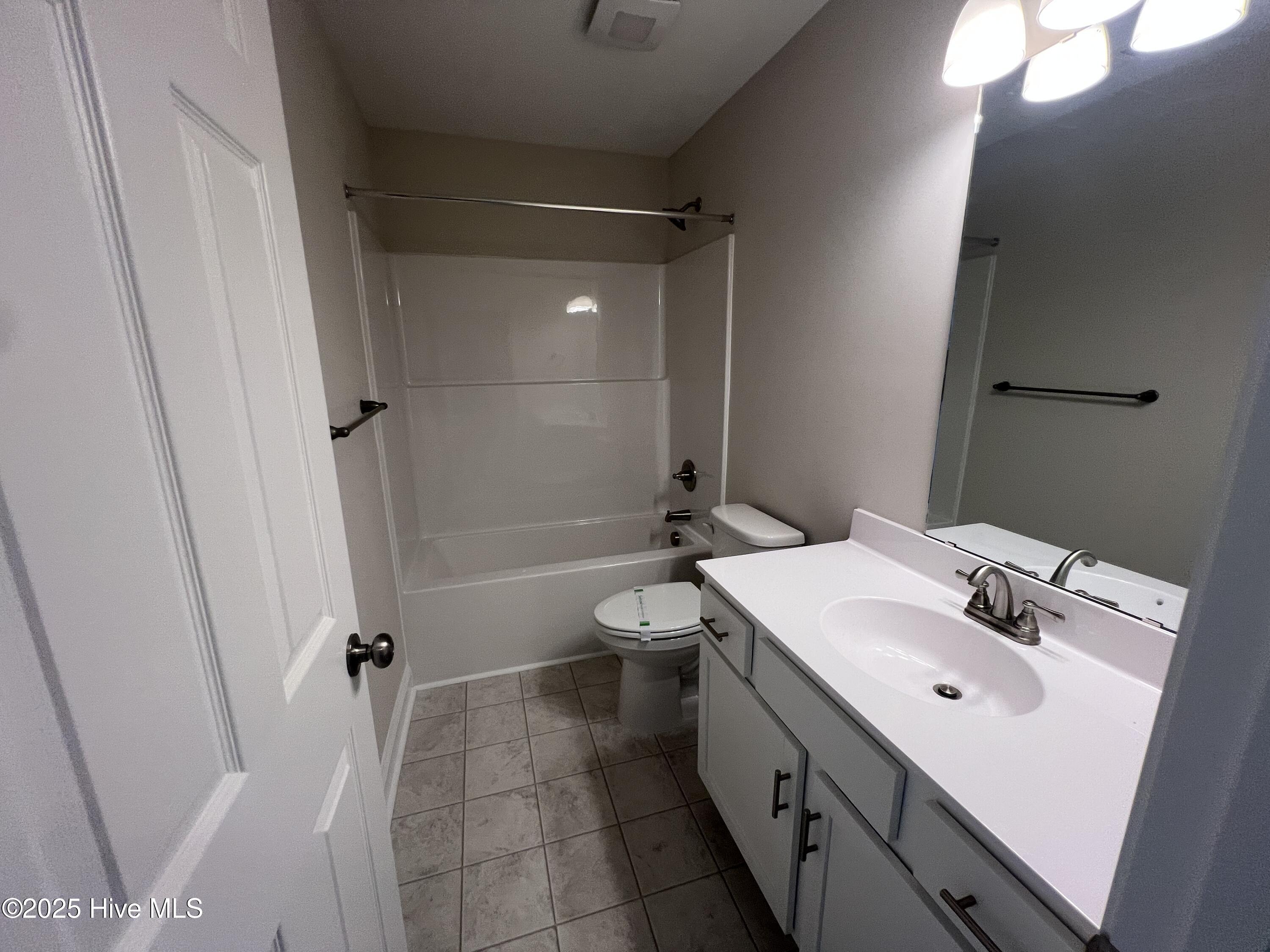 100505781 | Photo 21