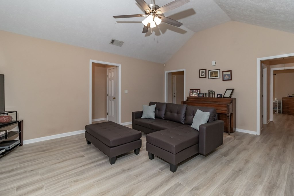 1011 Caddenwoods Drive, Augusta, GA 30906 Listing Photo  9