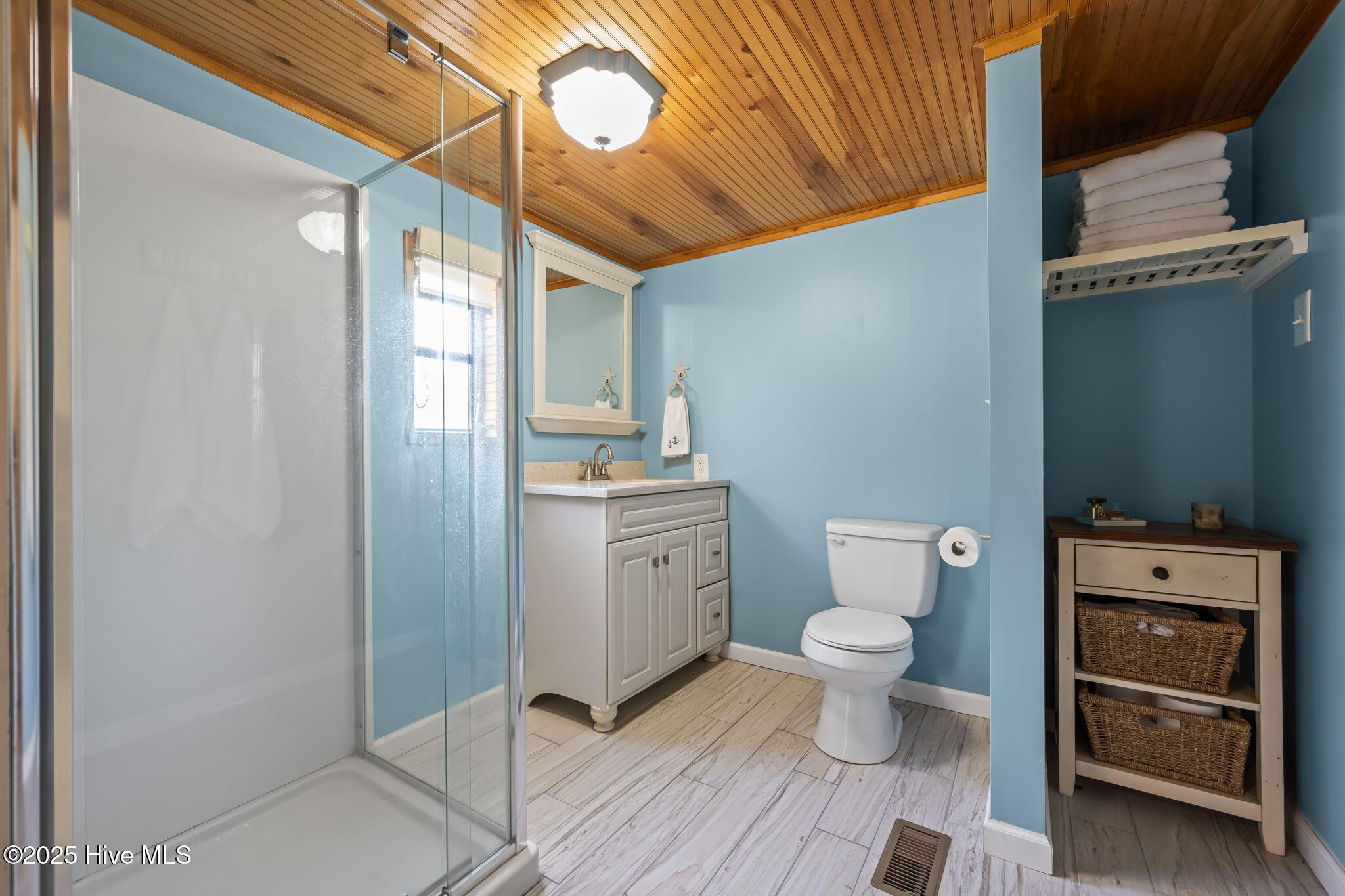 100535152 | Photo 37