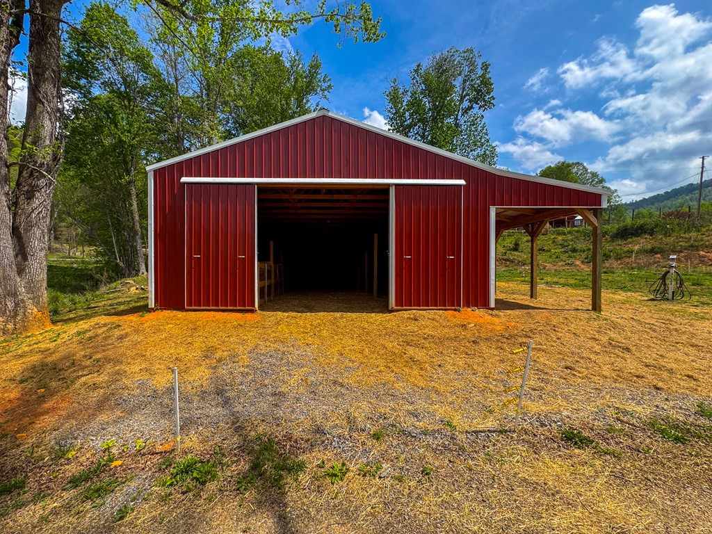 3325 Pack Mountain Road, Murphy, NC 28906 Listing Photo  5