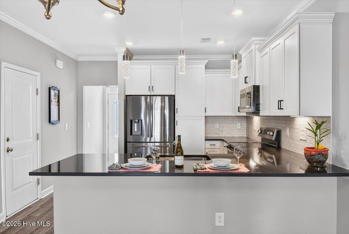 100552947 | Photo 15